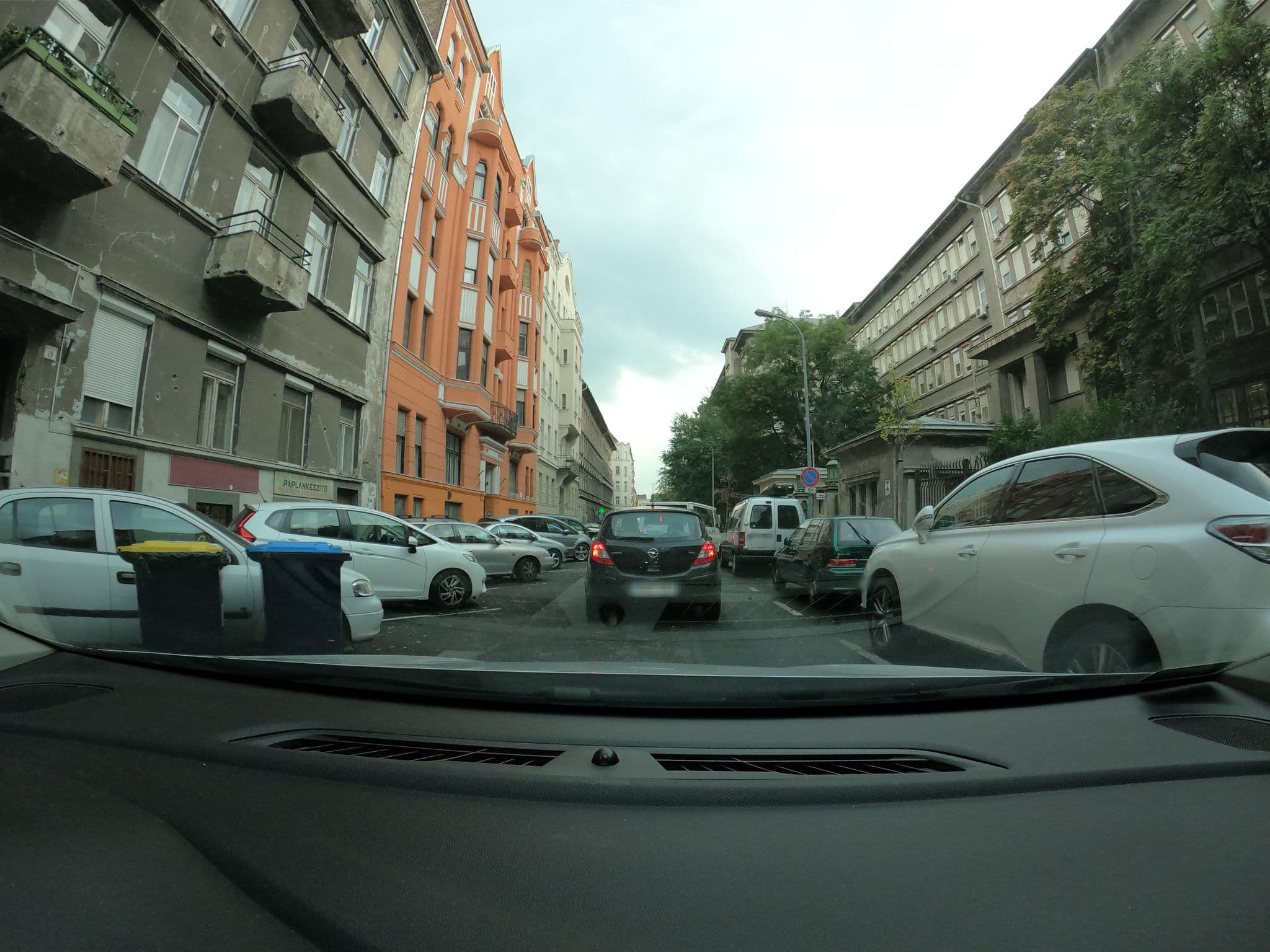 Street view near East Private Rooms, Pest — © vst (CC BY-SA · Mapillary)
