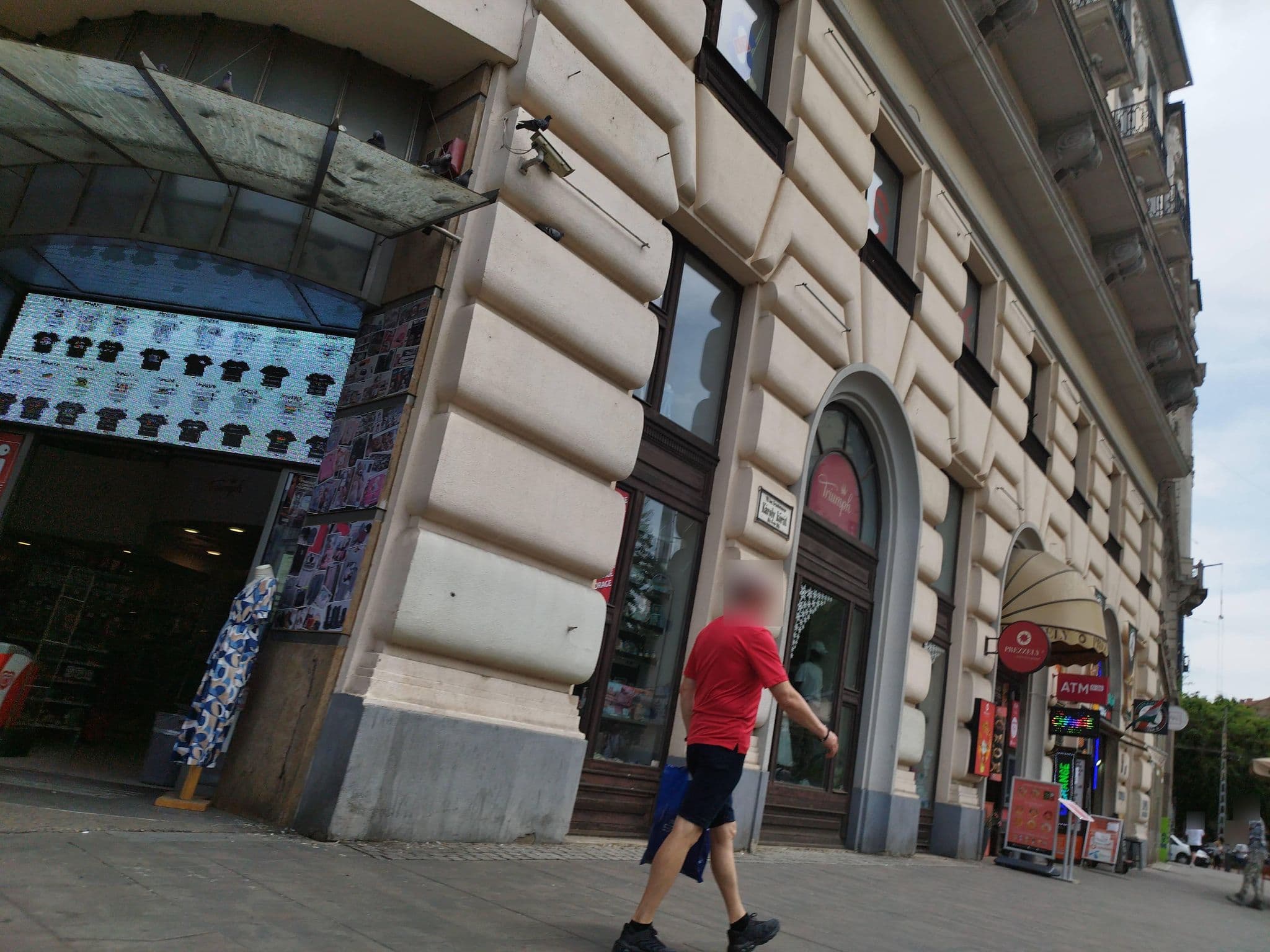 Street view near Amigo Panorama Hostel & Guest House, Palotanegyed — © grozsa11 (CC BY-SA · Mapillary)