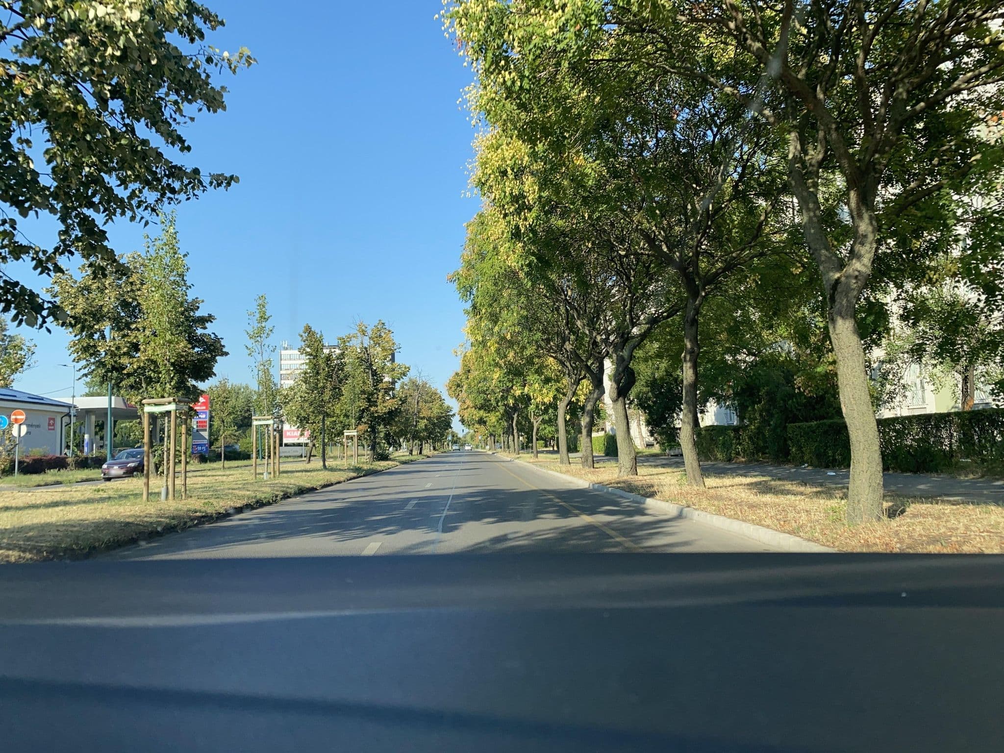 Street view near Hotel Happy, Istvánmező — © teamwork (CC BY-SA · Mapillary)