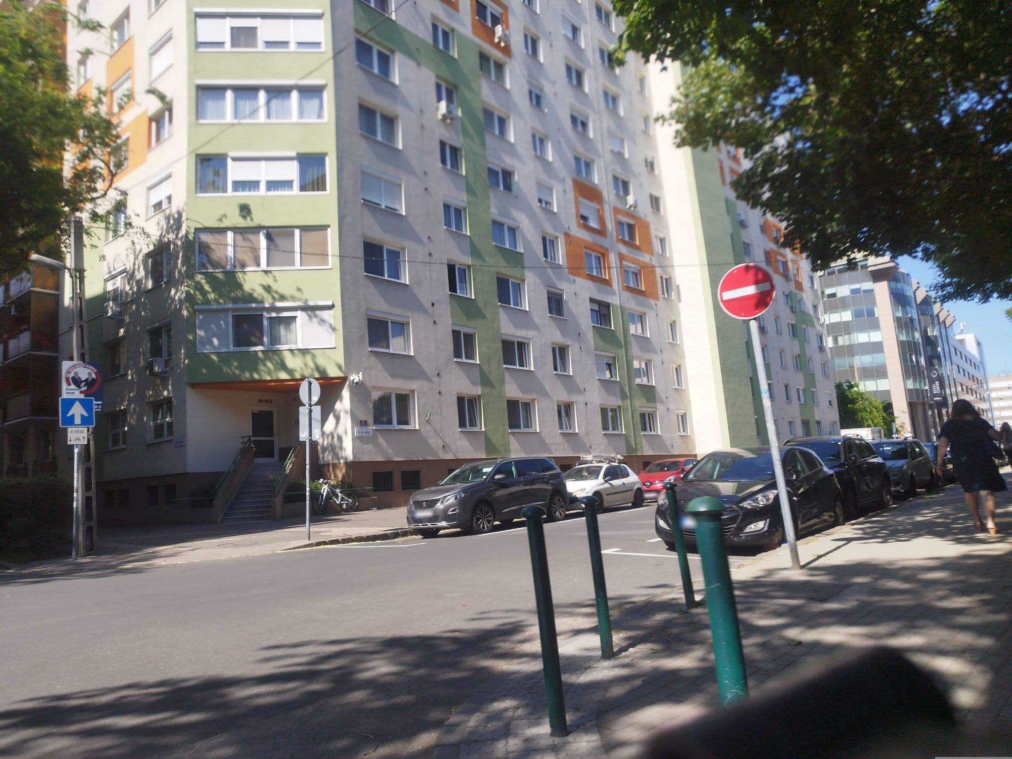 Street view near Stylish - New - Central Home, Újlipótváros — © grozsa11 (CC BY-SA · Mapillary)