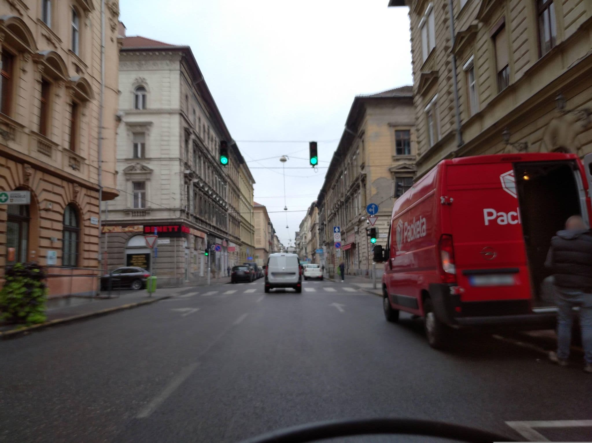 Street view near Mr King's Flat, Budapest VI. kerület — © grozsa11 (CC BY-SA · Mapillary)