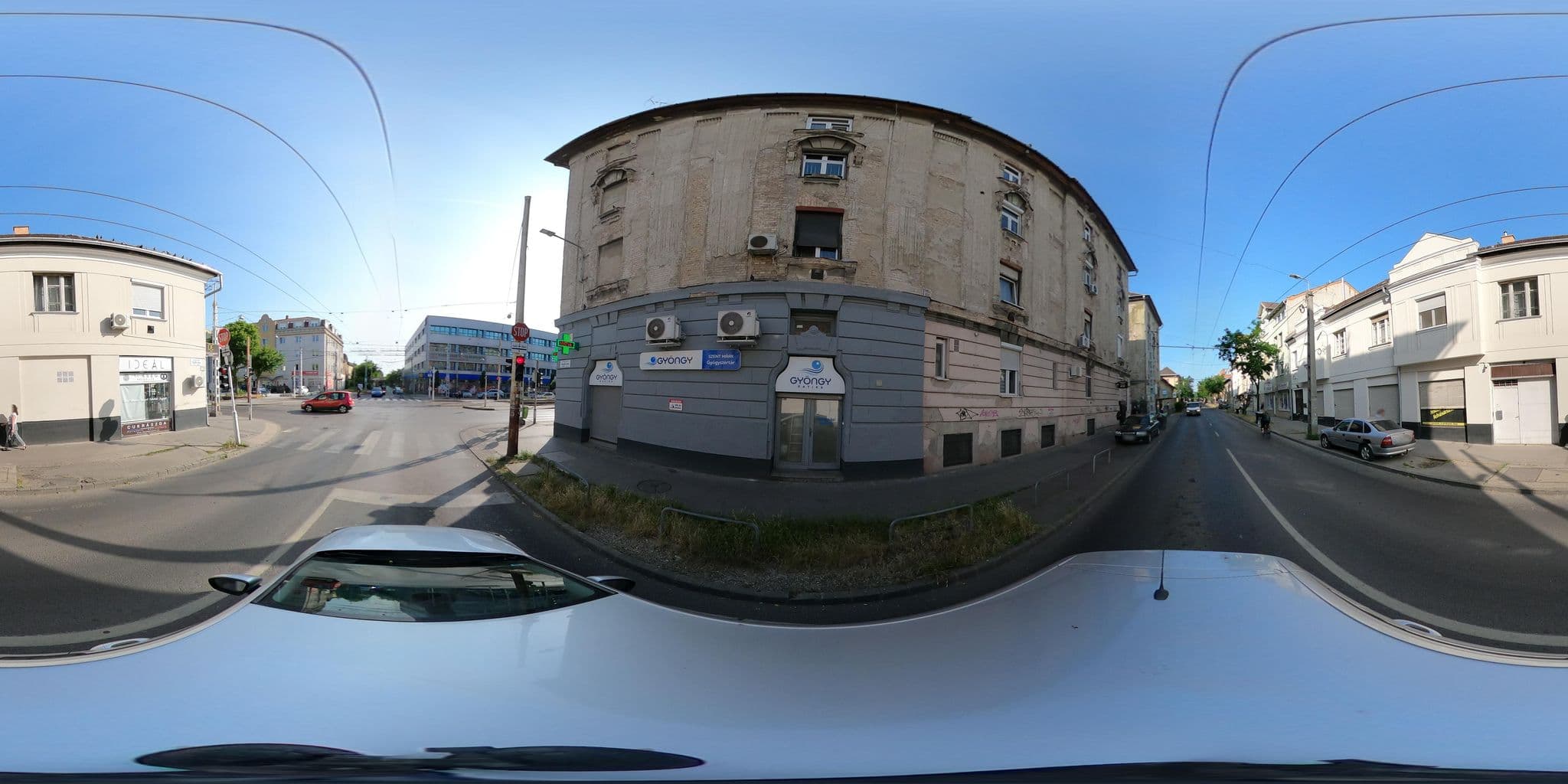 Street view near Mischi moshi hotel, Zugló — © vst (CC BY-SA · Mapillary)