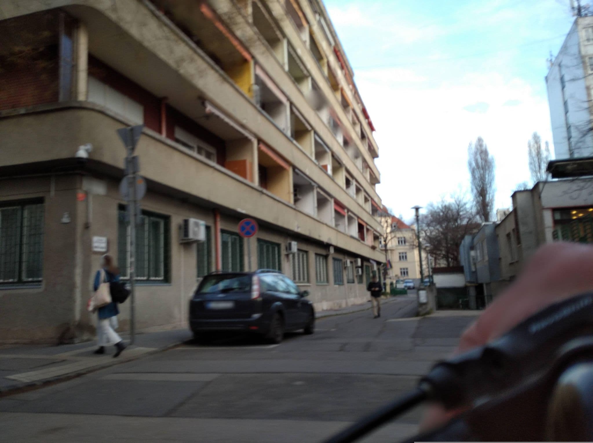 Street view near Mirage Ambassador Apartament, Erzsébetváros — © grozsa11 (CC BY-SA · Mapillary)