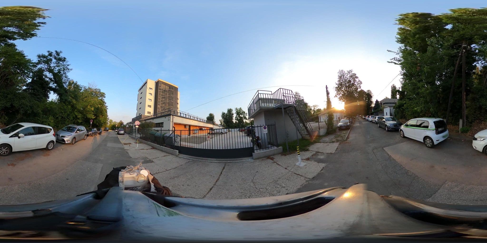 Street view near посмертний курорт, Rómaifürdő — © grozsa11 (CC BY-SA · Mapillary)