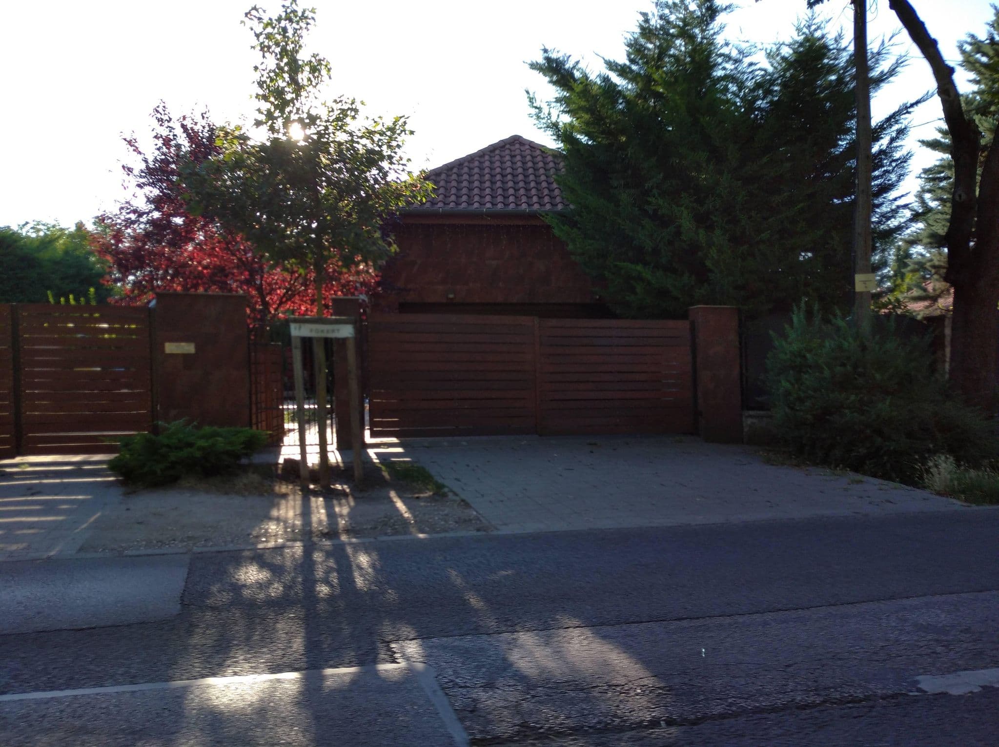 Street view near Romai Kemping & Bungalow, Rómaifürdő — © grozsa11 (CC BY-SA · Mapillary)