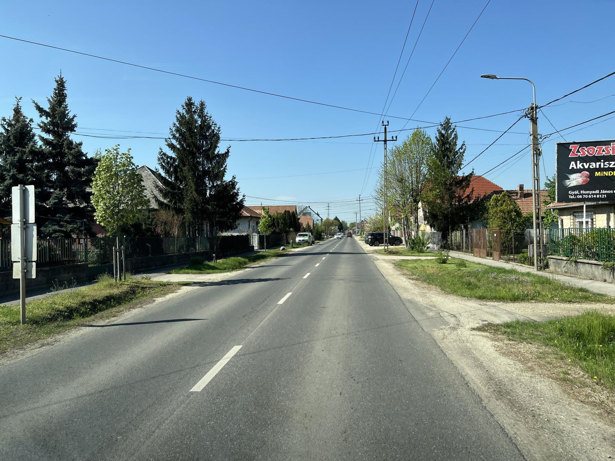Street view near Fészek, Gyál — © mkpest (CC BY-SA · Mapillary)