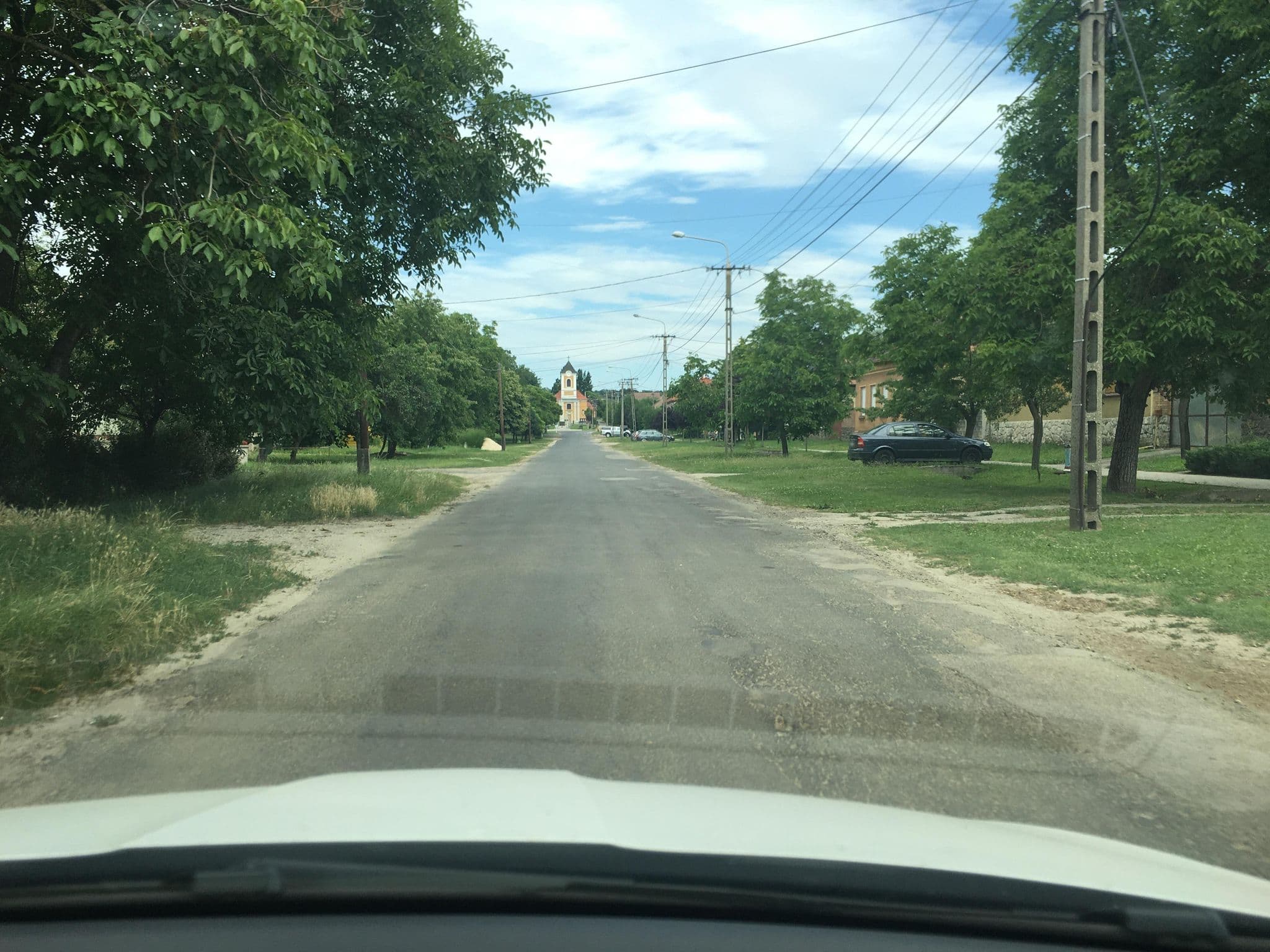 Street view near Resort La Tulipe Noire, Ceglédbercel — © mkpest2 (CC BY-SA · Mapillary)