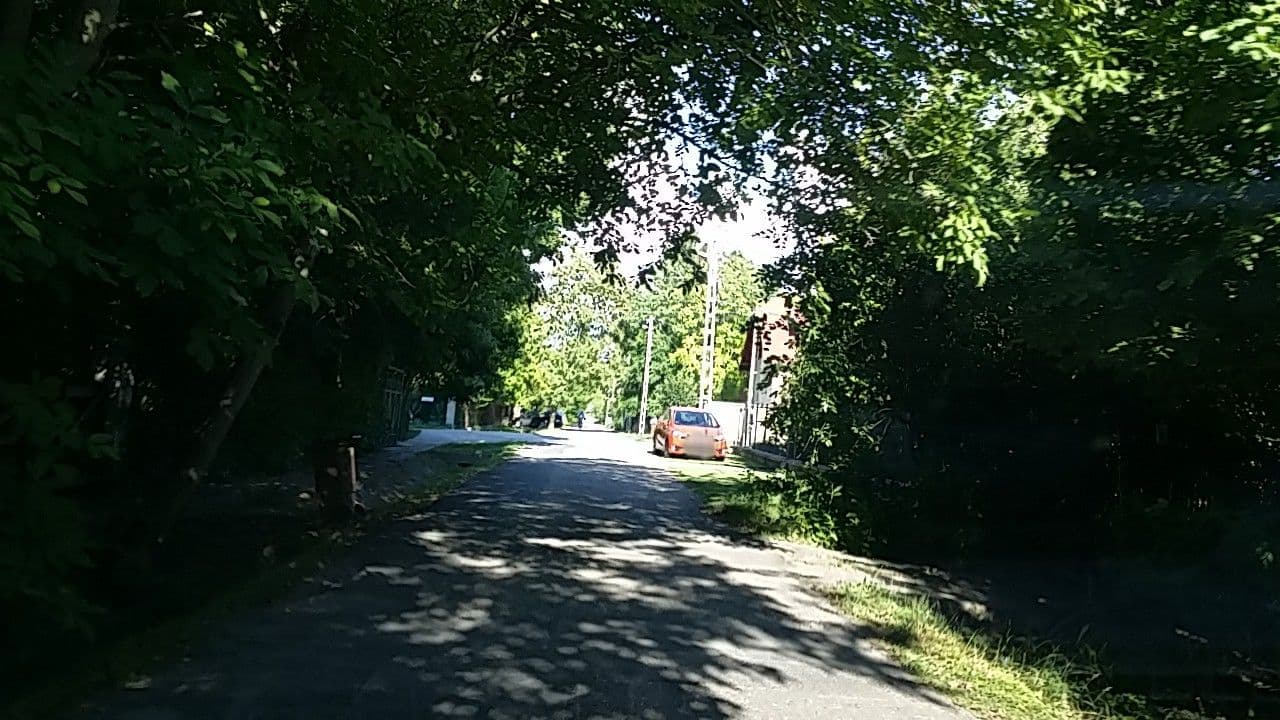 Street view near Kék Duna Club Hotel, Göd — © utvonalfelmeresek (CC BY-SA · Mapillary)