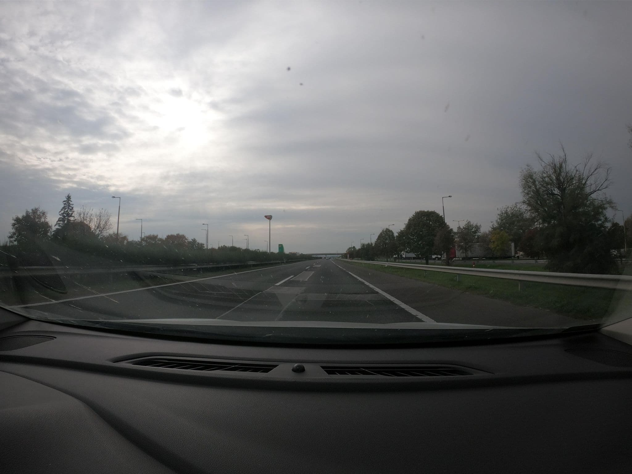 Street view near Kerekharaszti Pihenohely, Heréd — © vst (CC BY-SA · Mapillary)