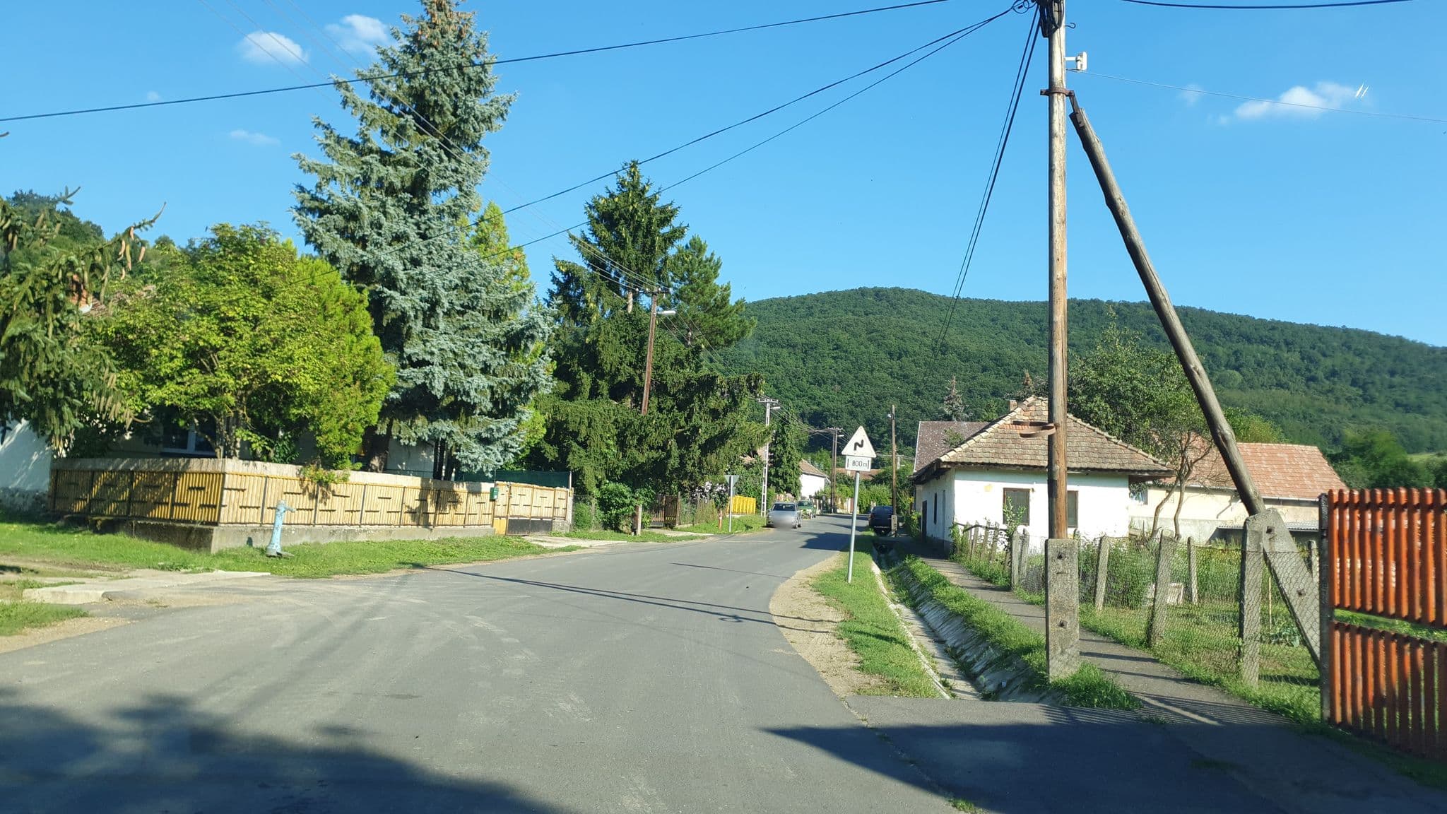 Street view near Bableves Vendégház Felsőtold, Ecseg — © kami911 (CC BY-SA · Mapillary)