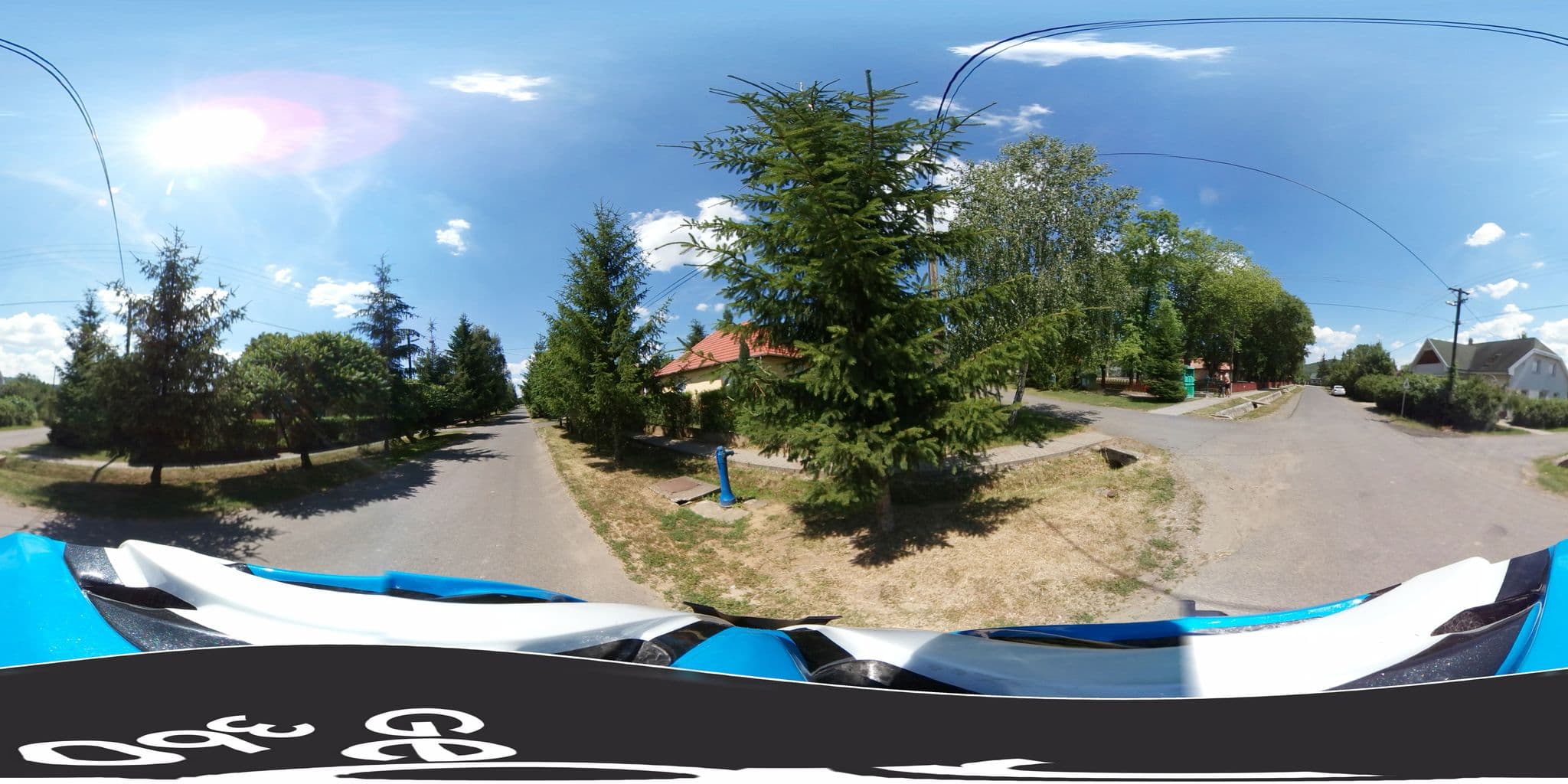 Street view near Hosteling International, Romhány — © trackman (CC BY-SA · Mapillary)