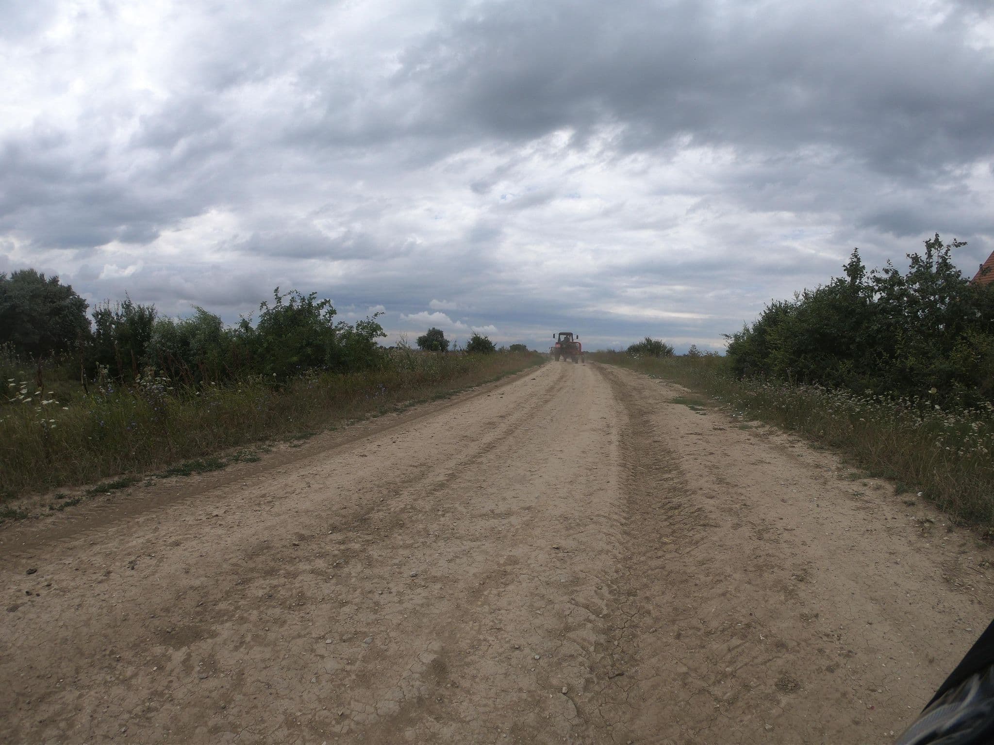 Street view near Feherlo Csarda, Ároktő — © balazskozak (CC BY-SA · Mapillary)