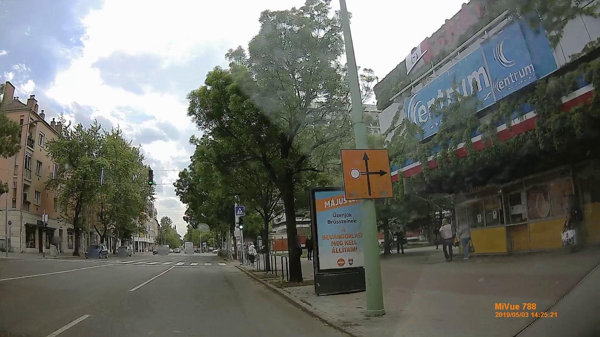 Street view near Centrum Apartman Szolnok, Szolnok — © geox123 (CC BY-SA · Mapillary)
