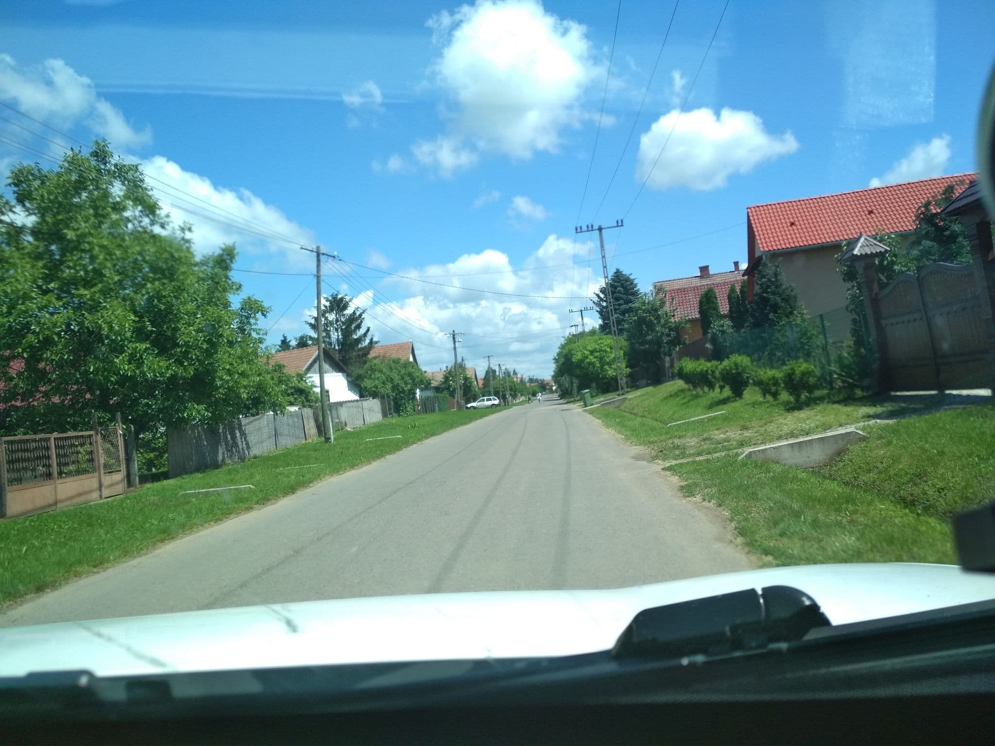 Street view near Nemet Vendeghaz, Abádszalók — © pememejot (CC BY-SA · Mapillary)