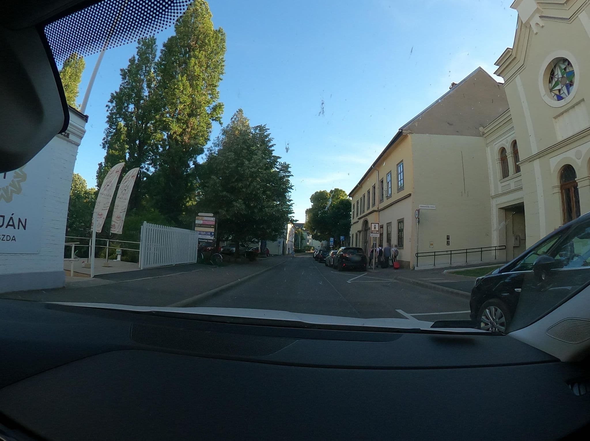 Street view near Cozy Loft Apartman Eger, Eger — © vst (CC BY-SA · Mapillary)