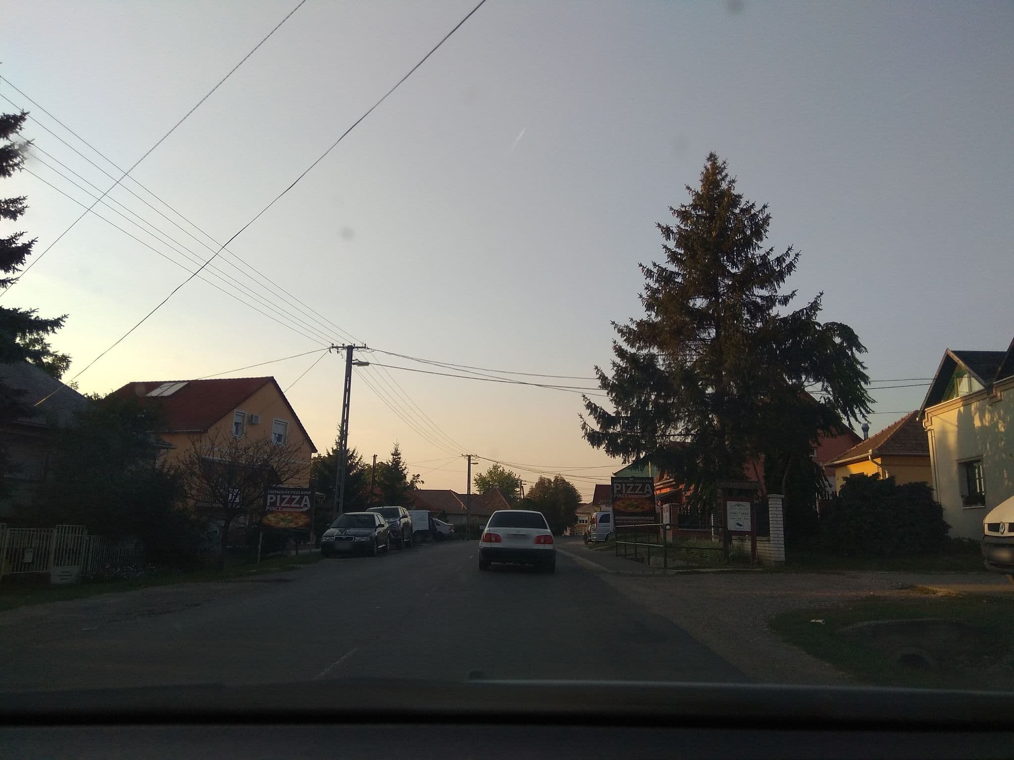 Street view near Zöld Sziget Vendégház, Egerszalók — © dyaz (CC BY-SA · Mapillary)
