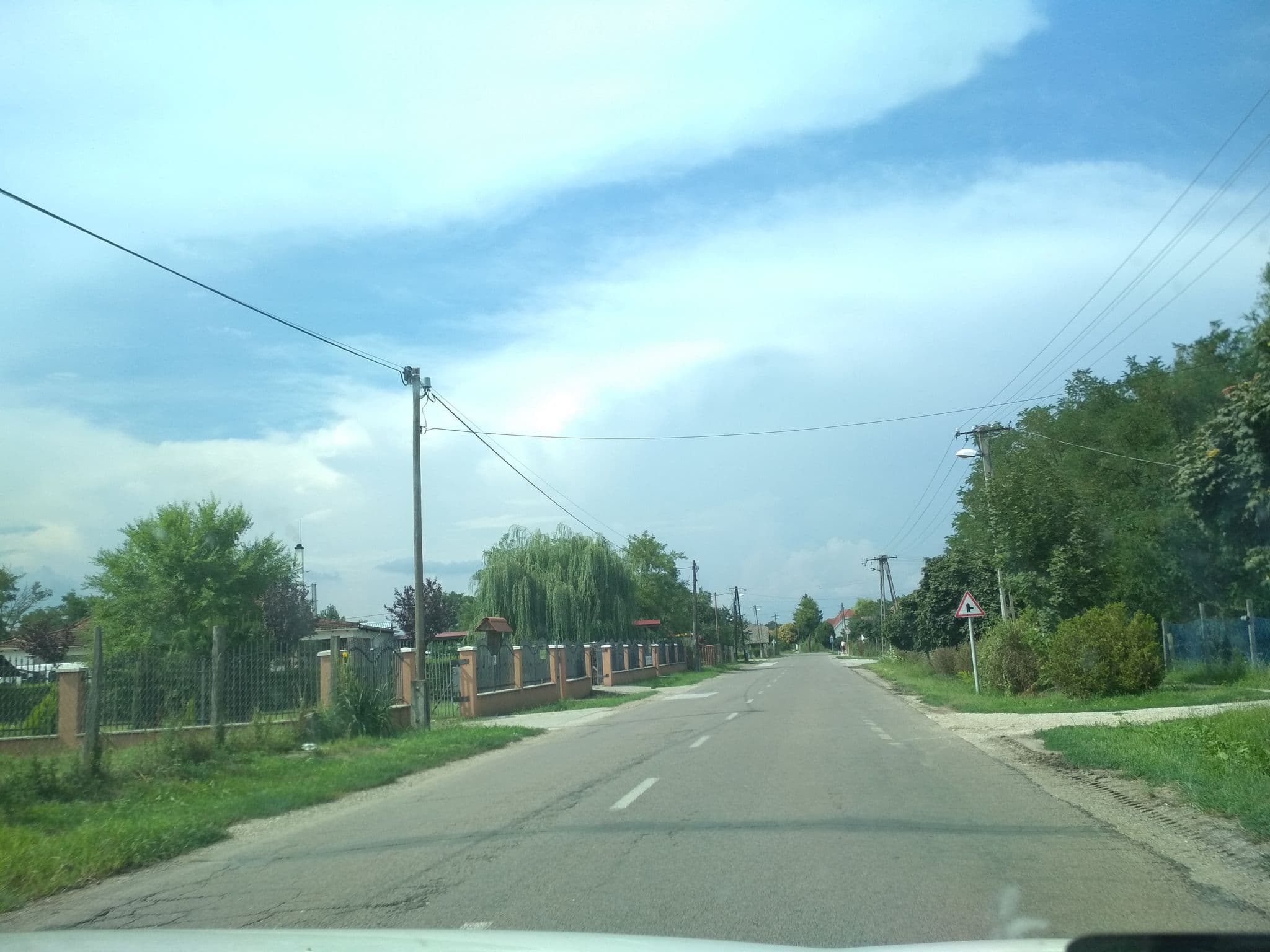 Street view near Falusi Patika, Tiszaszőlős — © pememejot (CC BY-SA · Mapillary)
