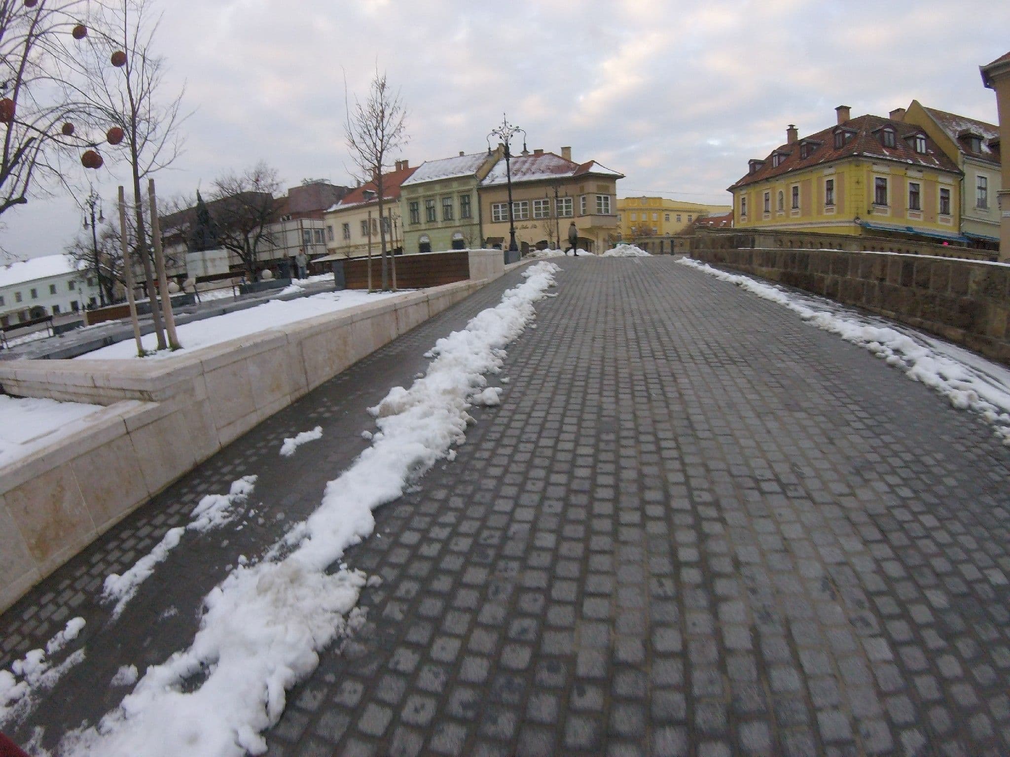Street view near D8 Design Apartment & Studio, Eger — © utvonalfelmeresek (CC BY-SA · Mapillary)