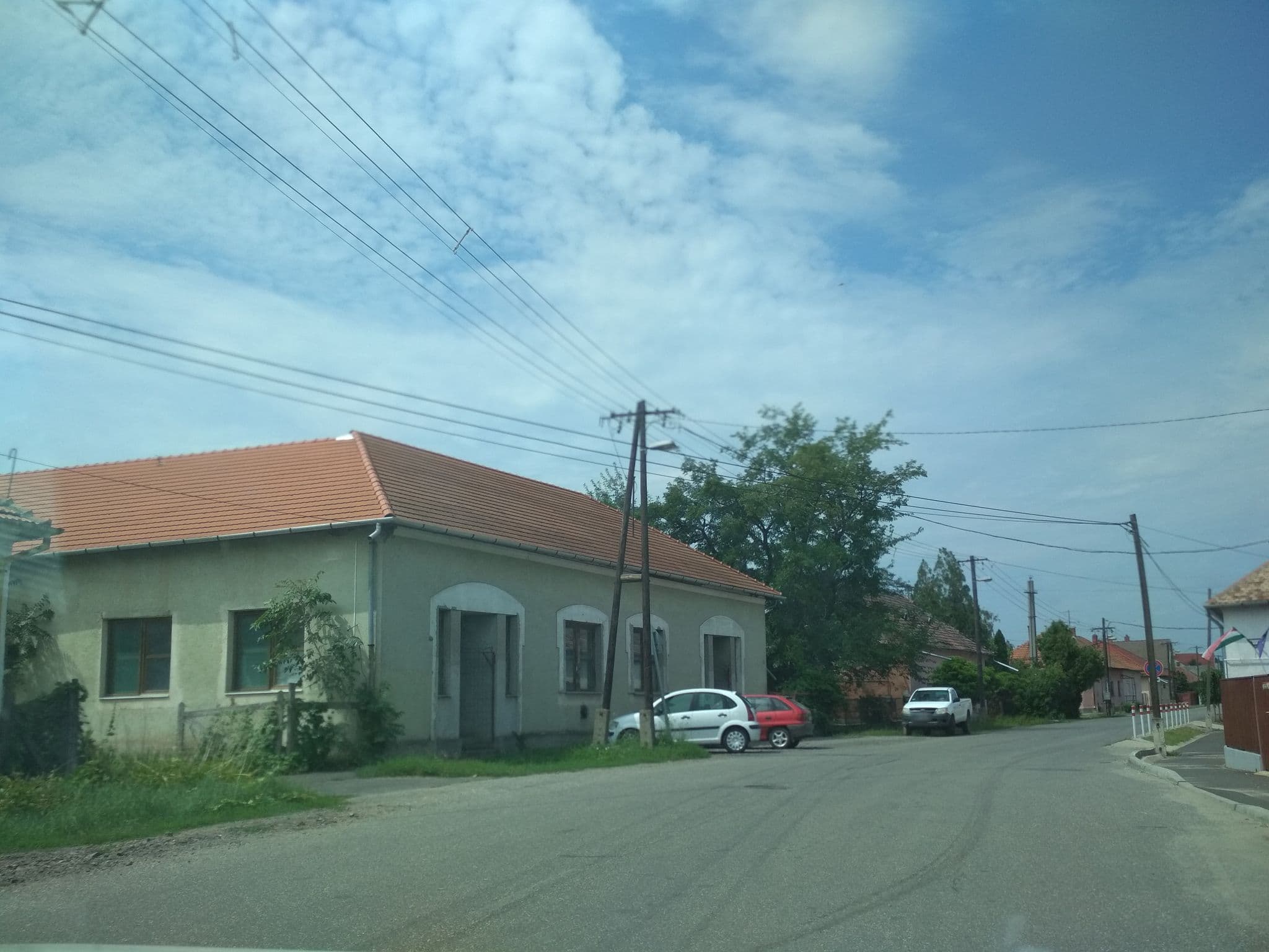 Street view near Fyred Villa Apartman, Tiszafüred — © pememejot (CC BY-SA · Mapillary)