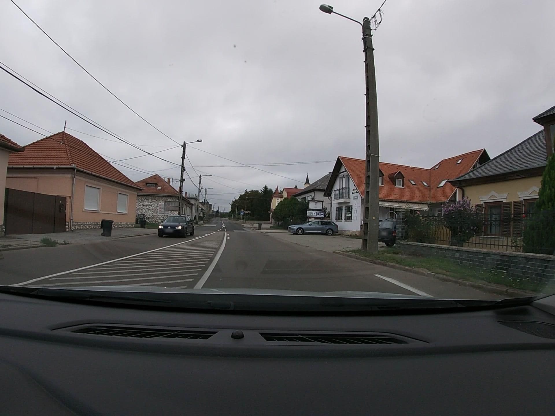 Street view near Petit Normandi Bistro & Panzió, Eger — © vst (CC BY-SA · Mapillary)