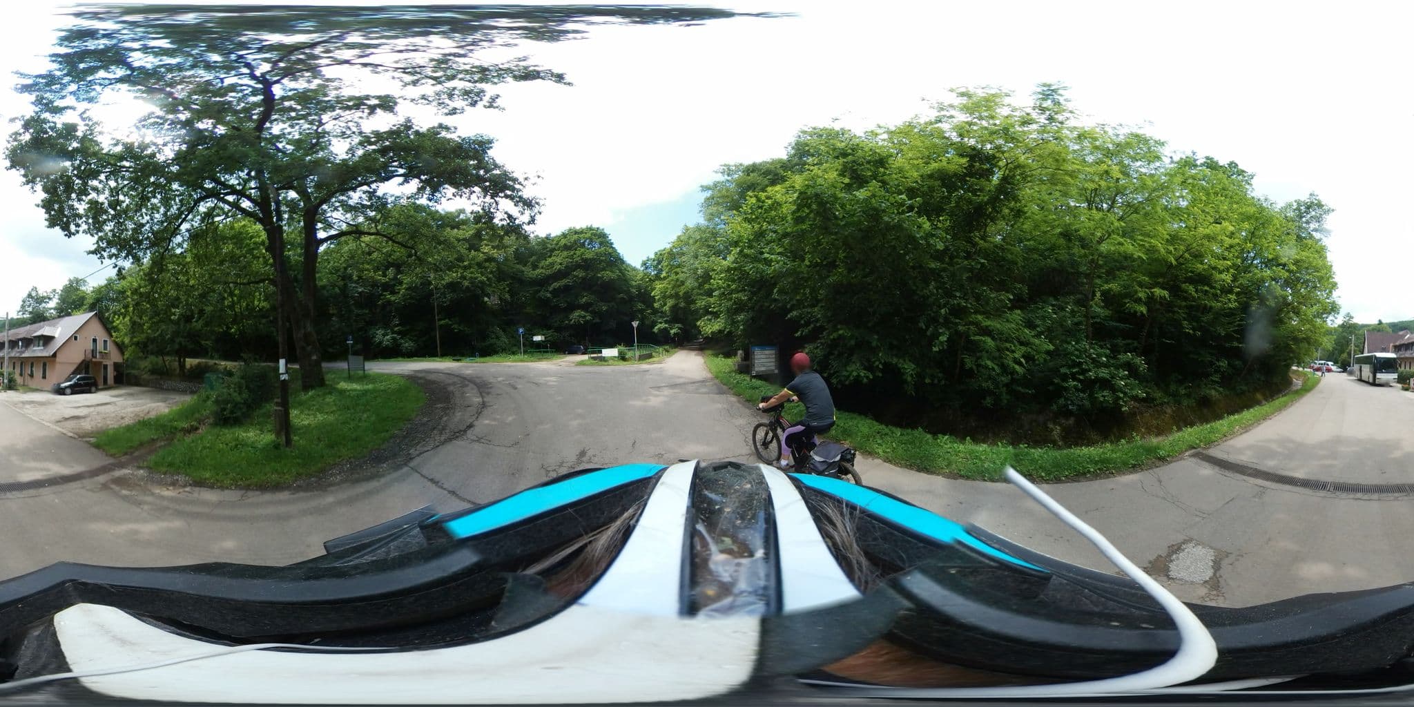 Street view near Erdei Kisház, Felsőtárkány — © trackman (CC BY-SA · Mapillary)