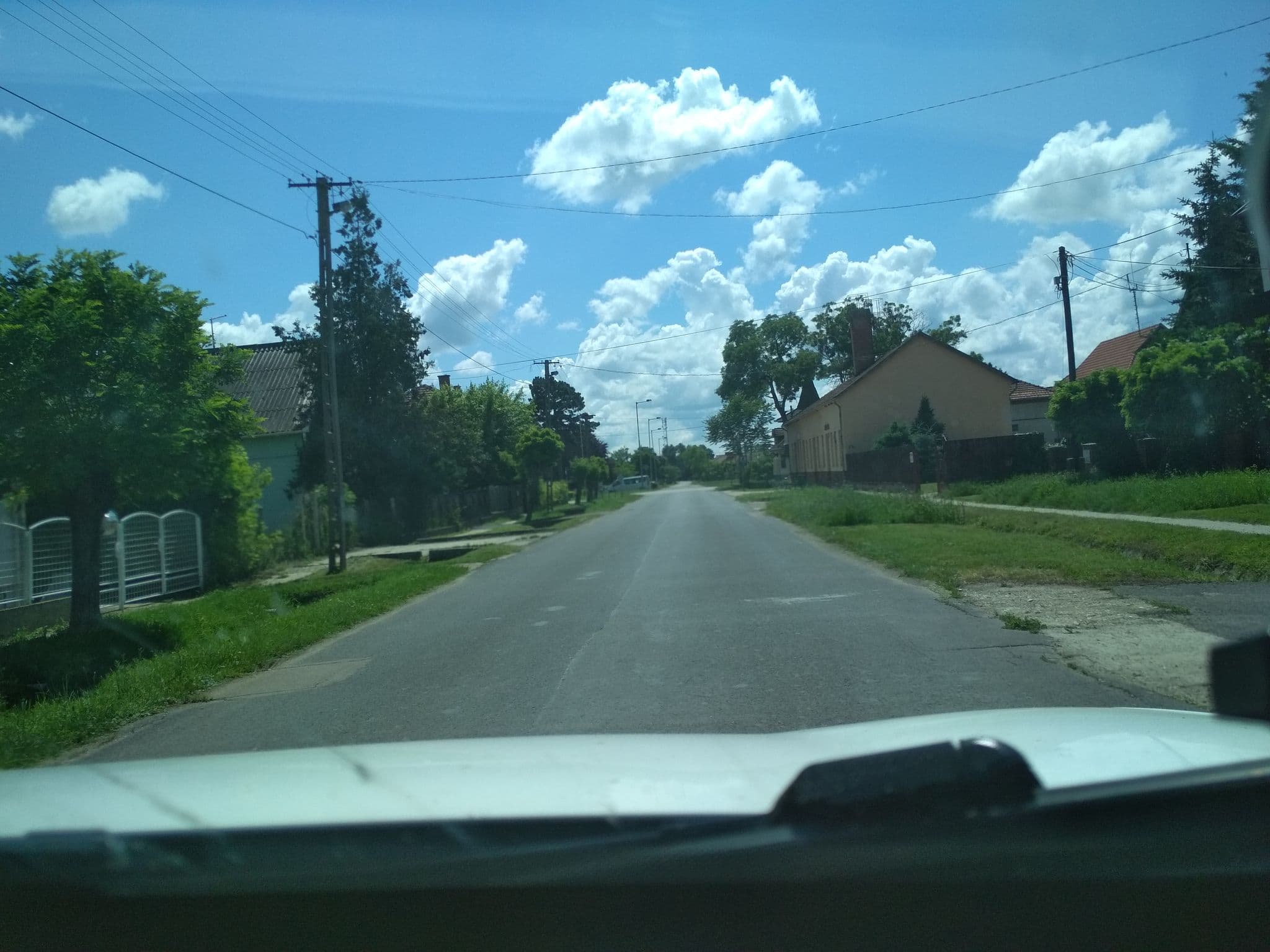 Street view near Tóth Apartman, Abádszalók — © pememejot (CC BY-SA · Mapillary)