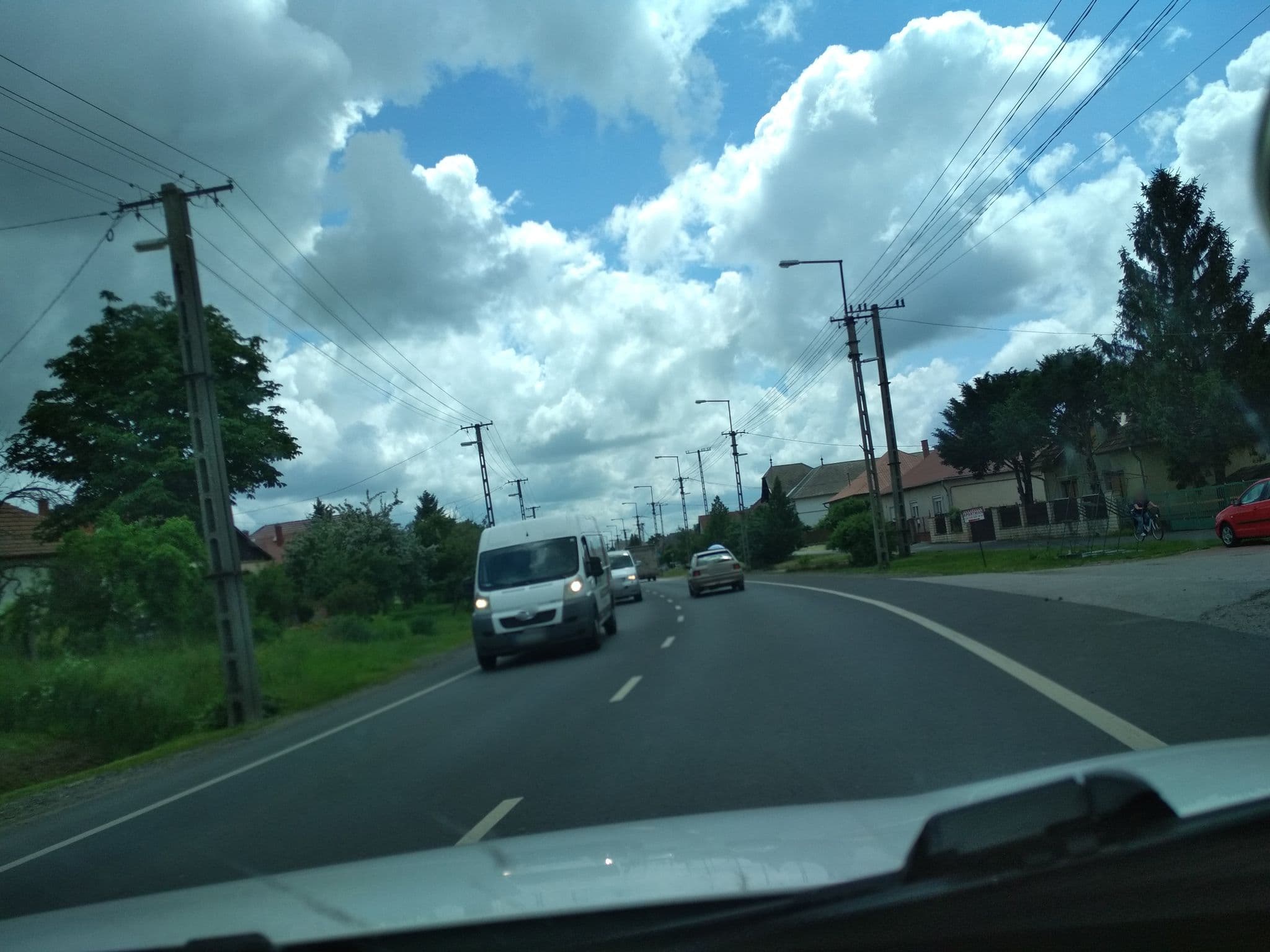 Street view near Annabella Apartman, Tiszafüred — © pememejot (CC BY-SA · Mapillary)