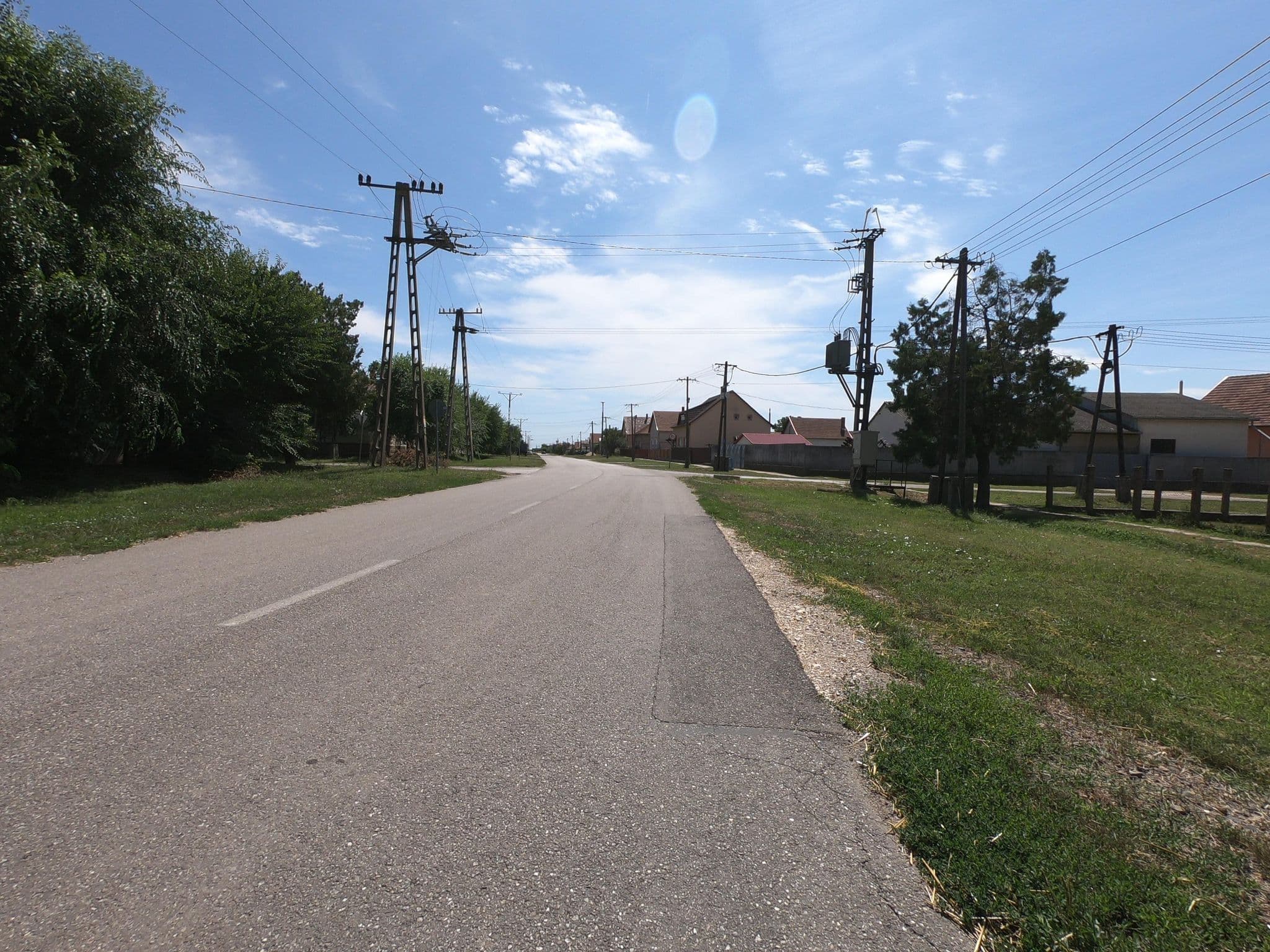 Street view near Patkós Csárda és Motel, Egyek — © balazskozak (CC BY-SA · Mapillary)