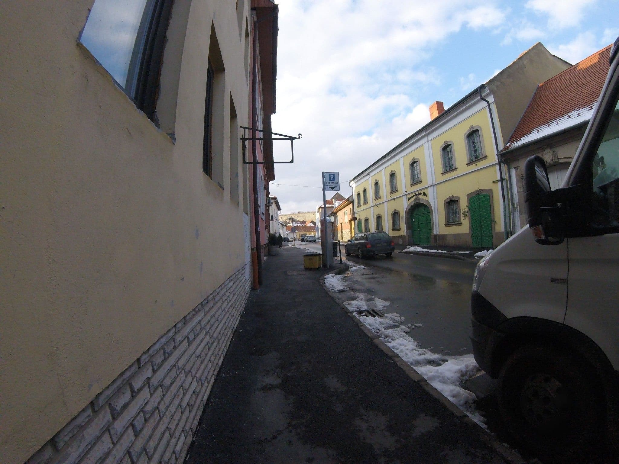 Street view near Thermal Apart, Eger — © utvonalfelmeresek (CC BY-SA · Mapillary)