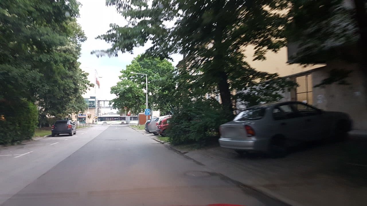 Street view near szálloda, Miskolc — © kriszbp (CC BY-SA · Mapillary)