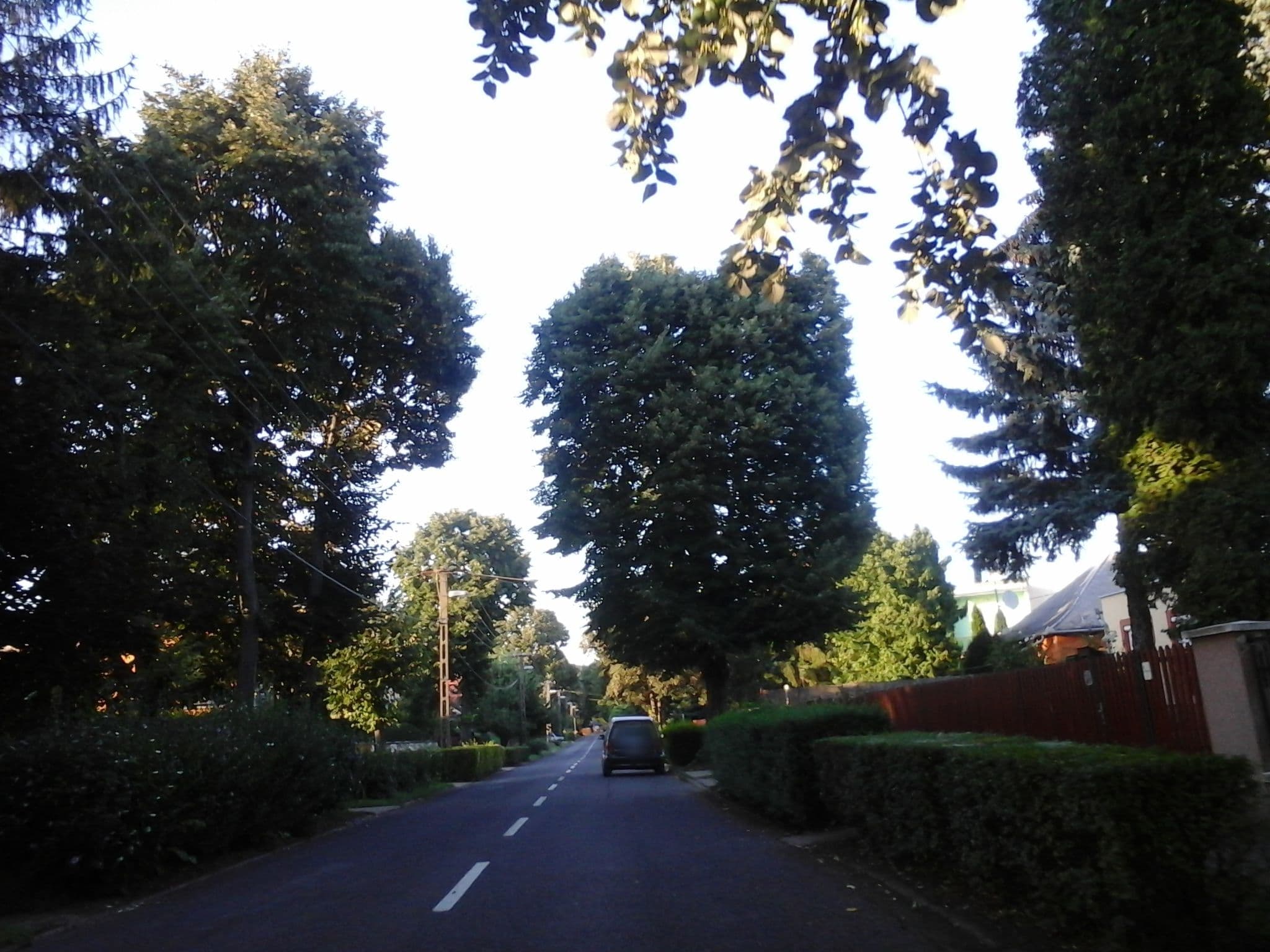 Street view near Családi Élmény Apartman és Vendégház, Hajdúszoboszló — © czadzik (CC BY-SA · Mapillary)