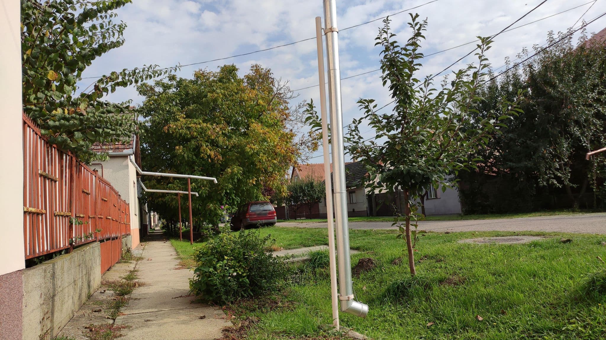 Street view near Sára Vendégház Hajdúböszörmény, Hajdúböszörmény — © tkrpl (CC BY-SA · Mapillary)