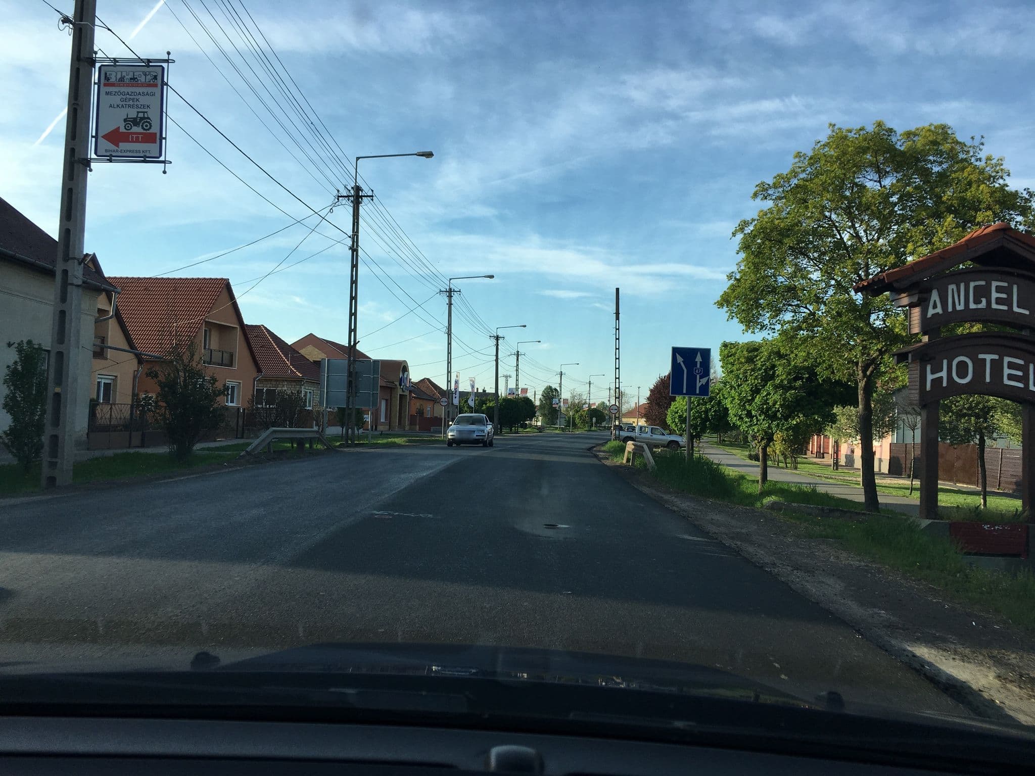 Street view near angela hotel, Berettyóújfalu — © zsolt (CC BY-SA · Mapillary)