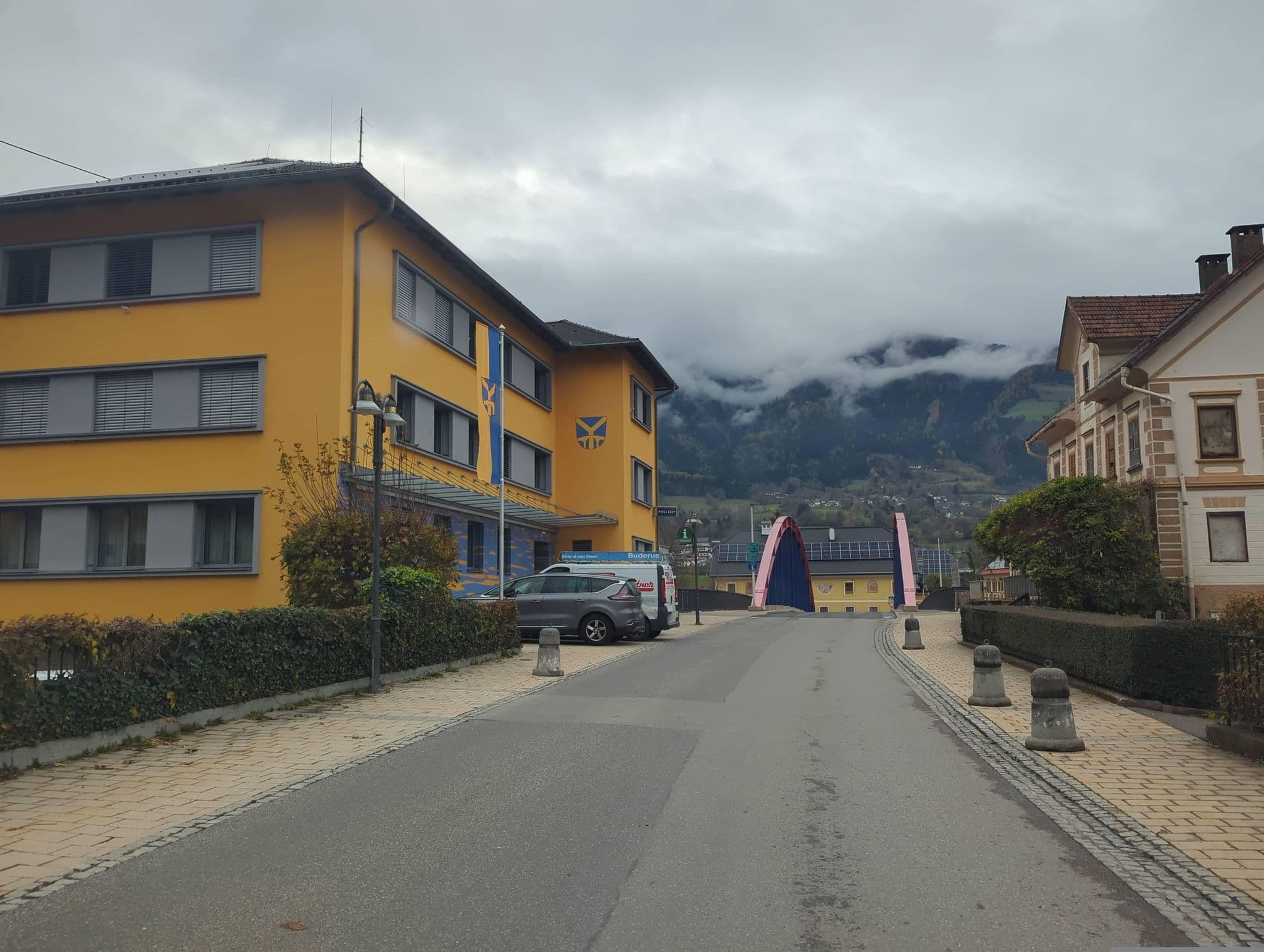 Street view near Landhotel Gasthof Kreinerhof, Möllbrücke — © djpixel (CC BY-SA · Mapillary)