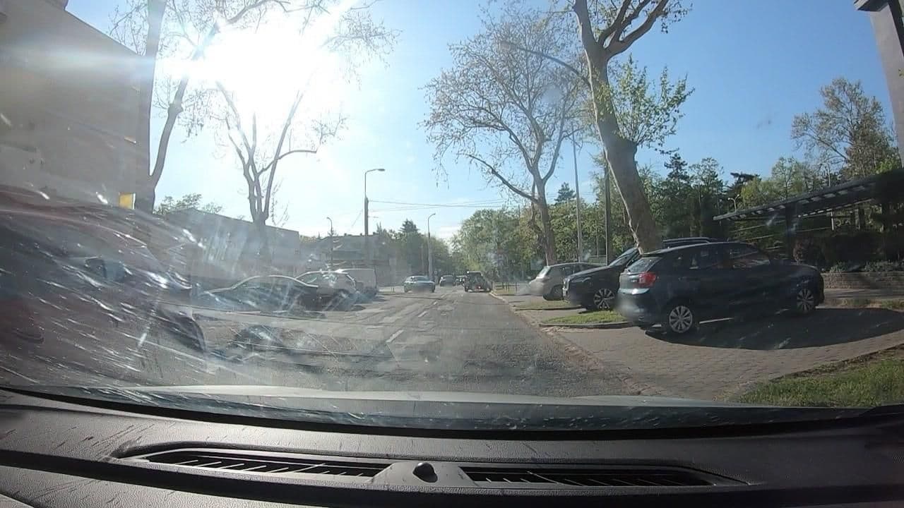 Street view near Divinus Hotel *****, Debrecen — © vst (CC BY-SA · Mapillary)