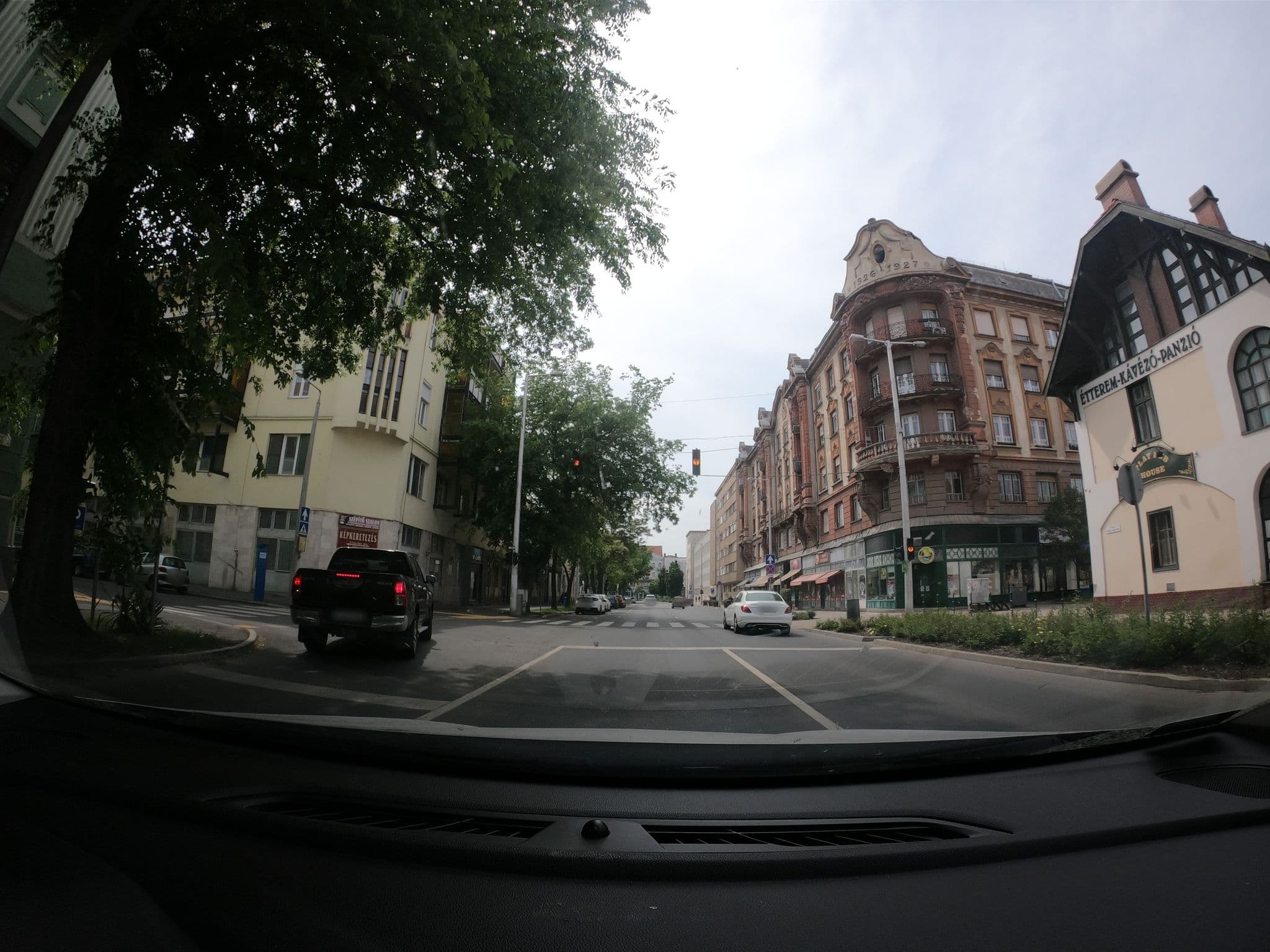 Street view near Play Pub Guest House, Debrecen — © vst (CC BY-SA · Mapillary)
