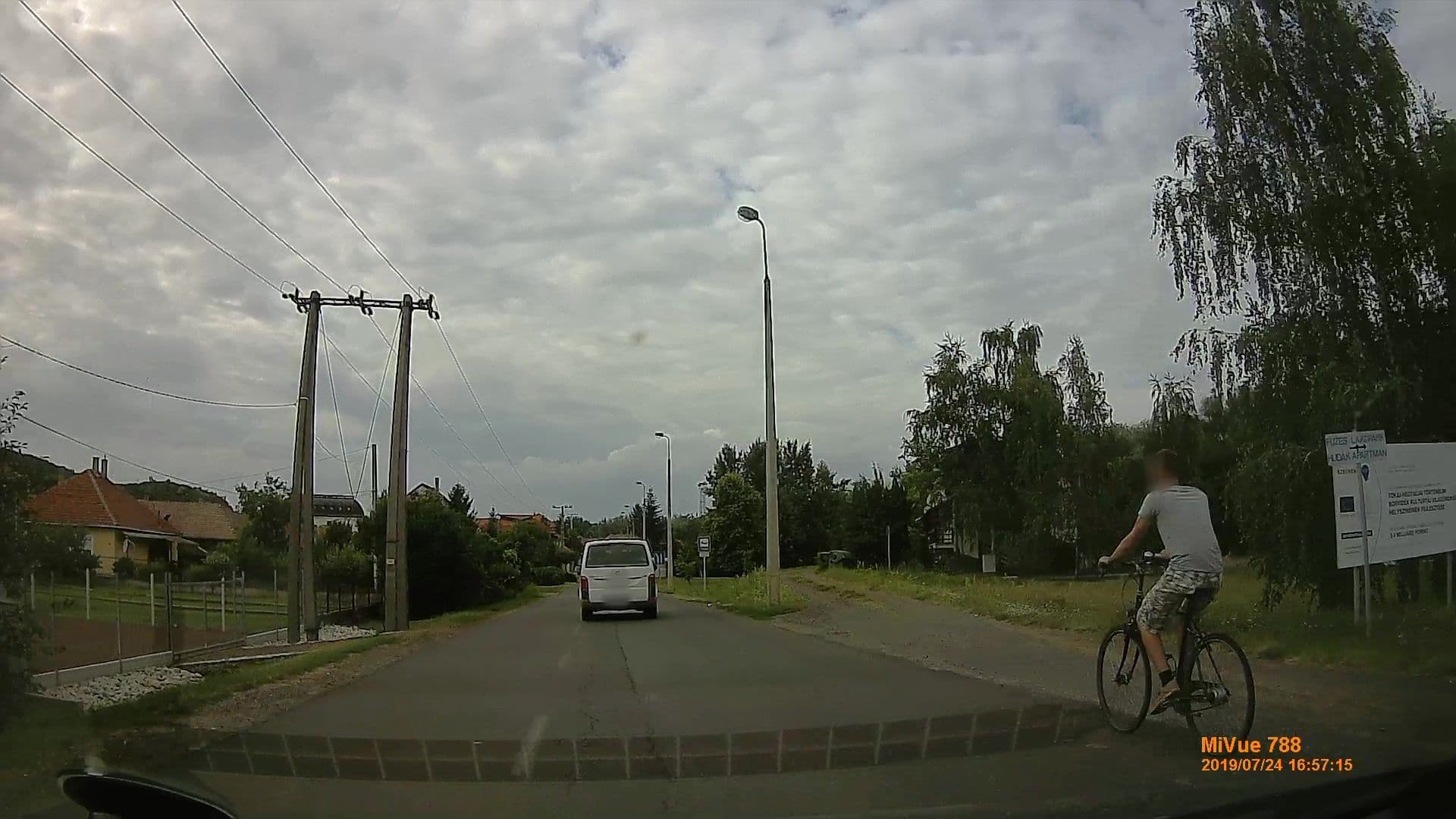 Street view near Niki Vendégház, Tokaj — © geox123 (CC BY-SA · Mapillary)
