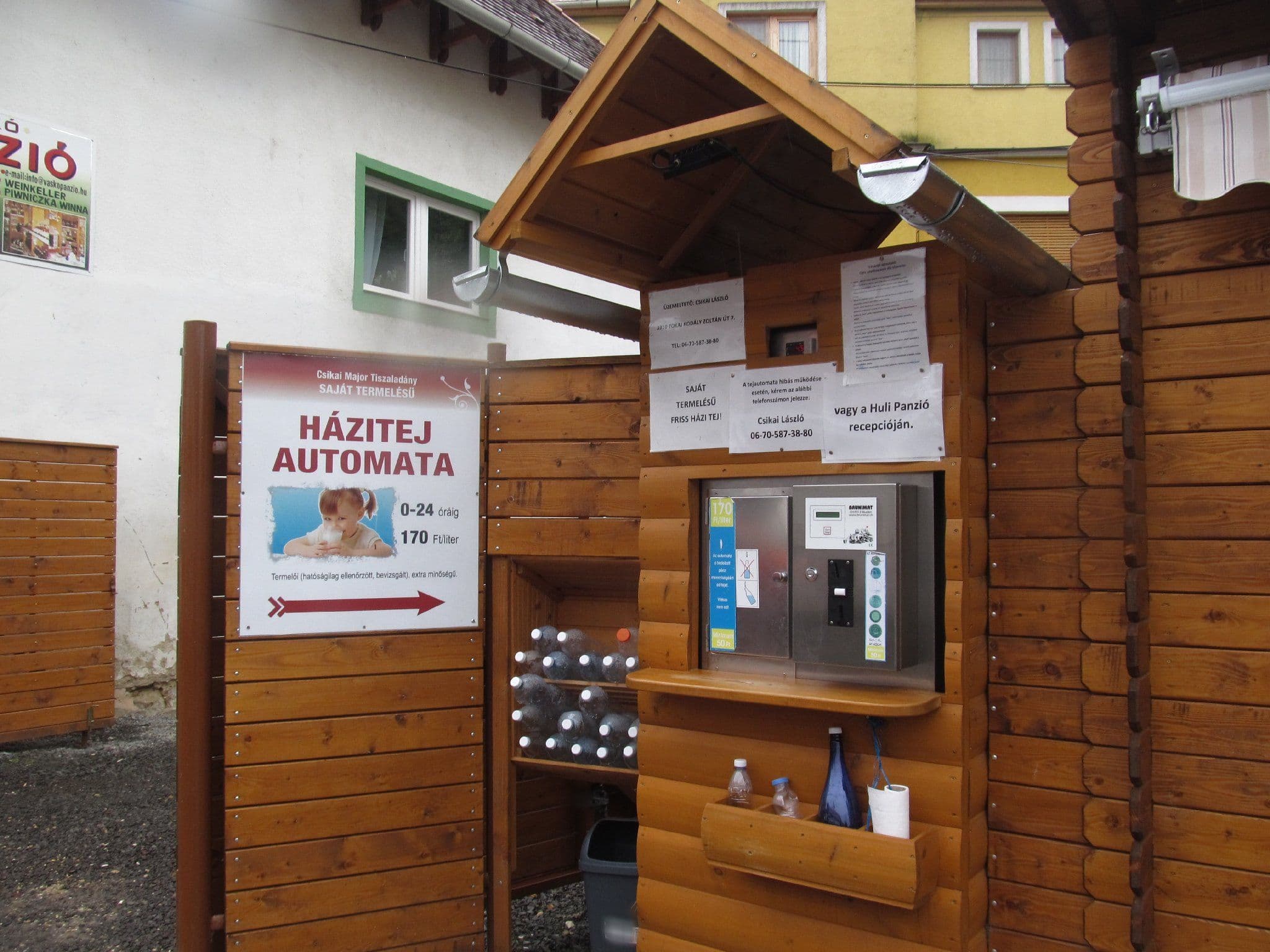Street view near Huli Panzio, Tokaj — © utvonalfelmeresek (CC BY-SA · Mapillary)