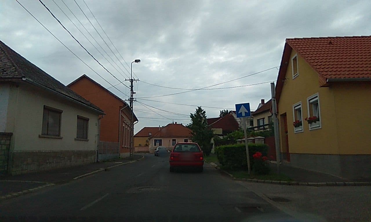 Street view near Ágnes Vendégház Tokaj, Tokaj — © ricike78 (CC BY-SA · Mapillary)