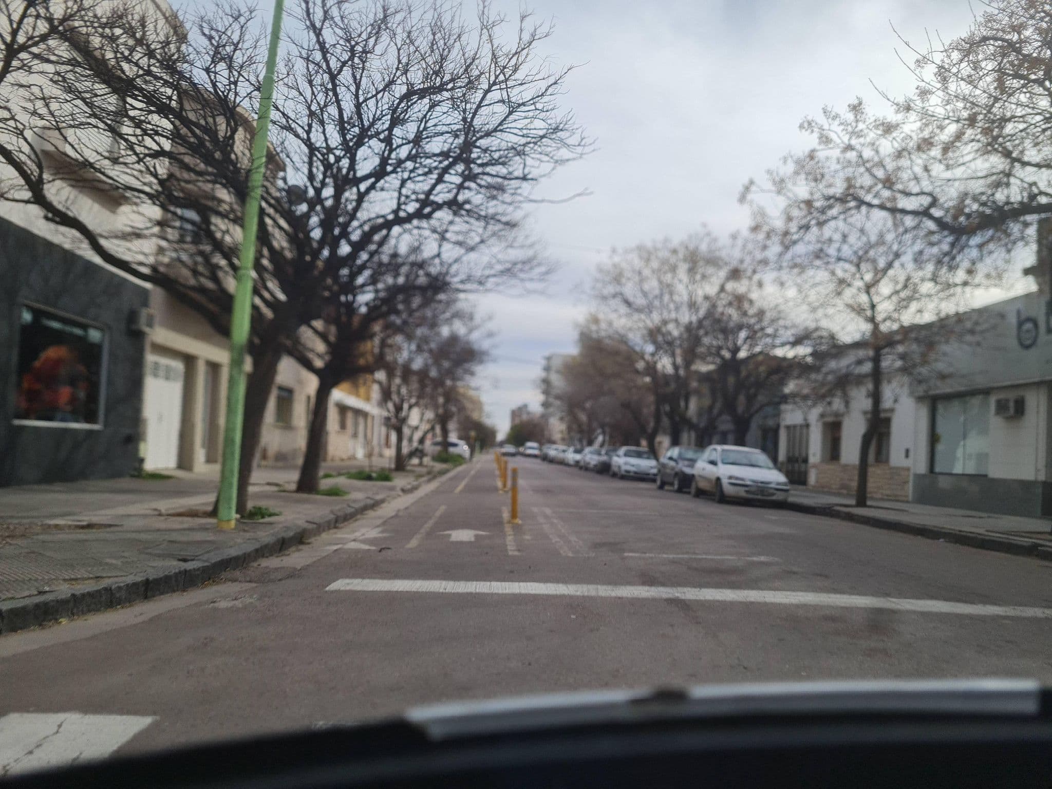 Street view near Hotel zaraza, Bahía Blanca — © Gliverotti (CC BY-SA · Mapillary)