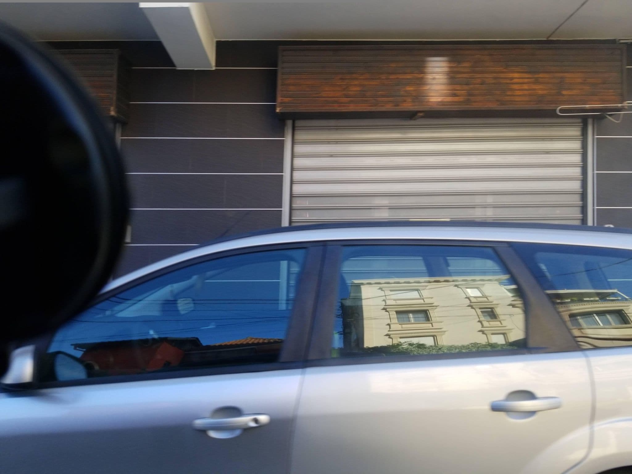 Street view near Left & Right Hostel, Tirana — © denisju_osm (CC BY-SA · Mapillary)