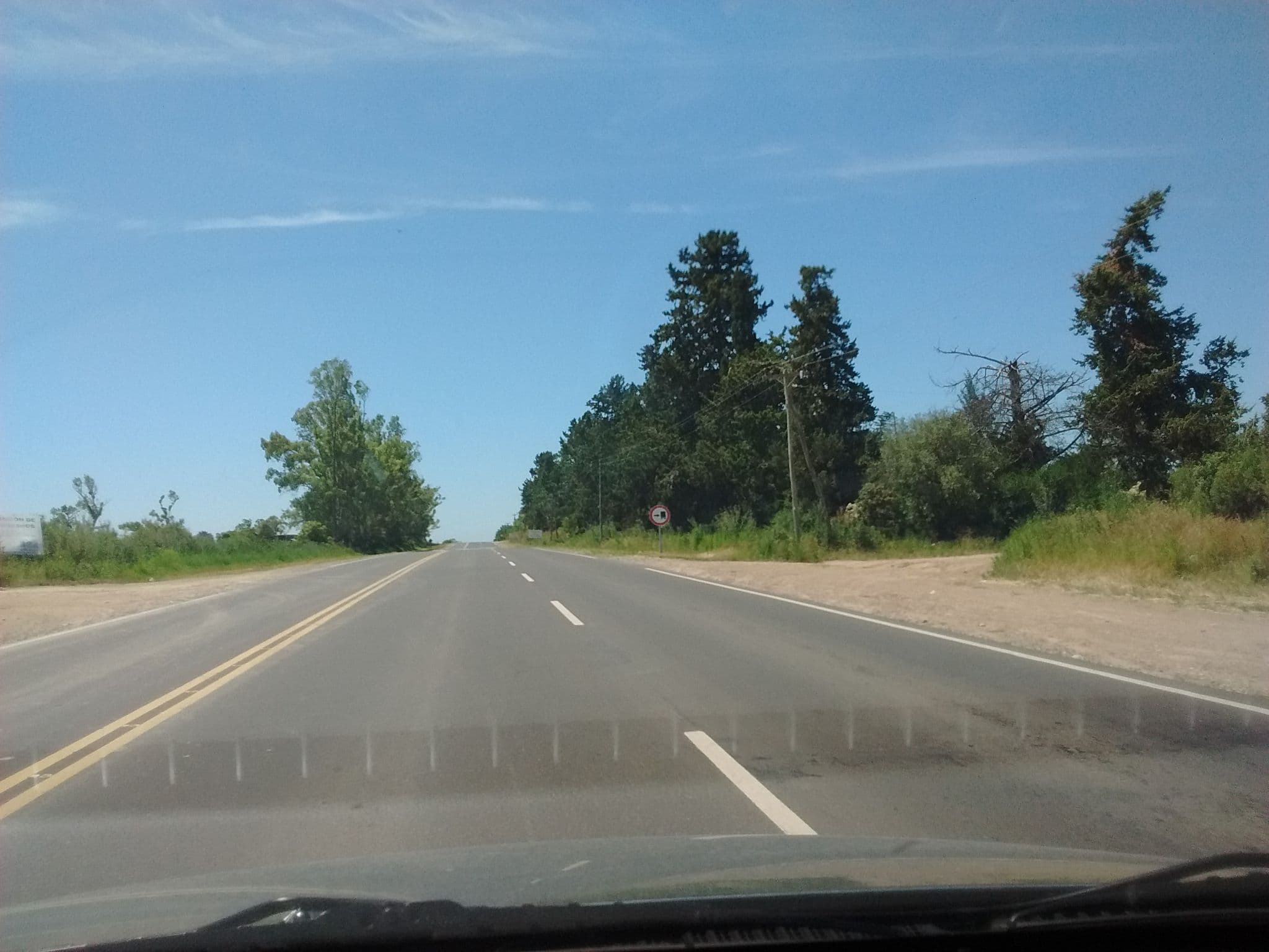 Street view near Imagine Victoria, Victoria — © mweper (CC BY-SA · Mapillary)