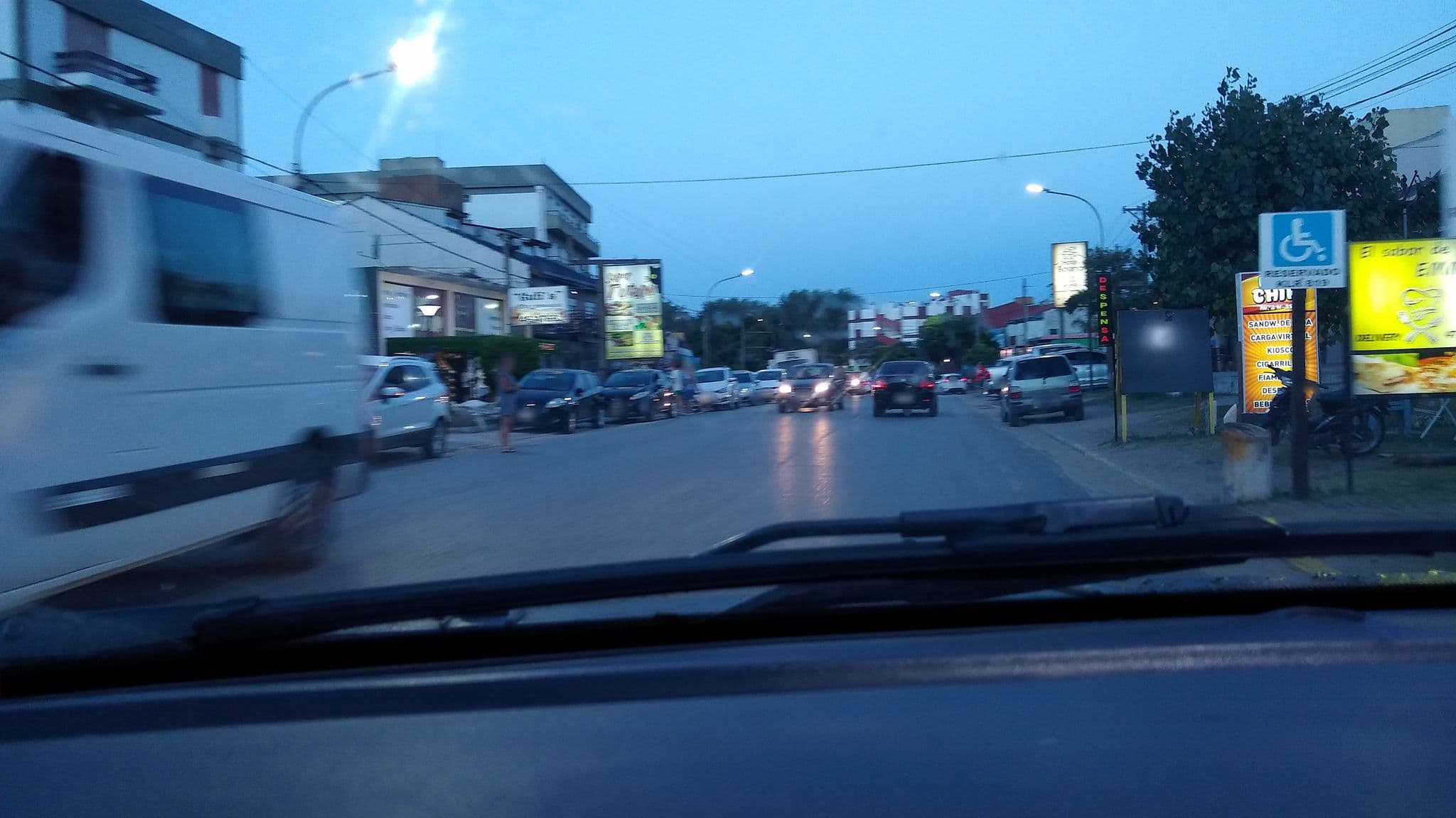 Street view near Arraial Hotel Villa Gesell, Villa Gesell — © lggadea (CC BY-SA · Mapillary)