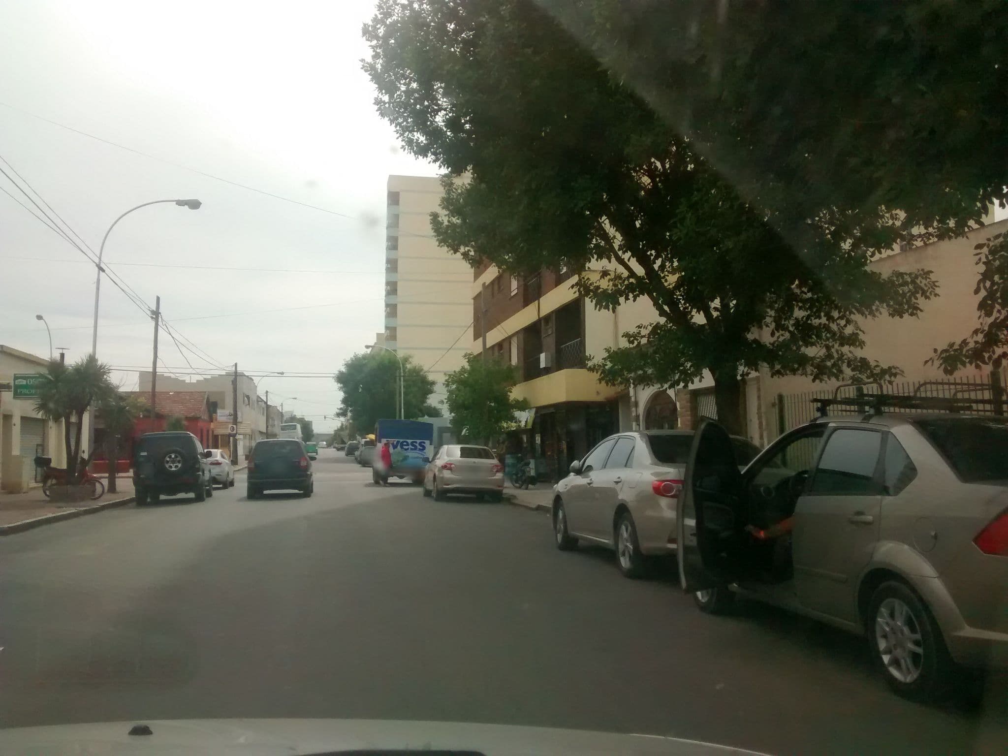 Street view near Emperador, Necochea — © nicfer (CC BY-SA · Mapillary)