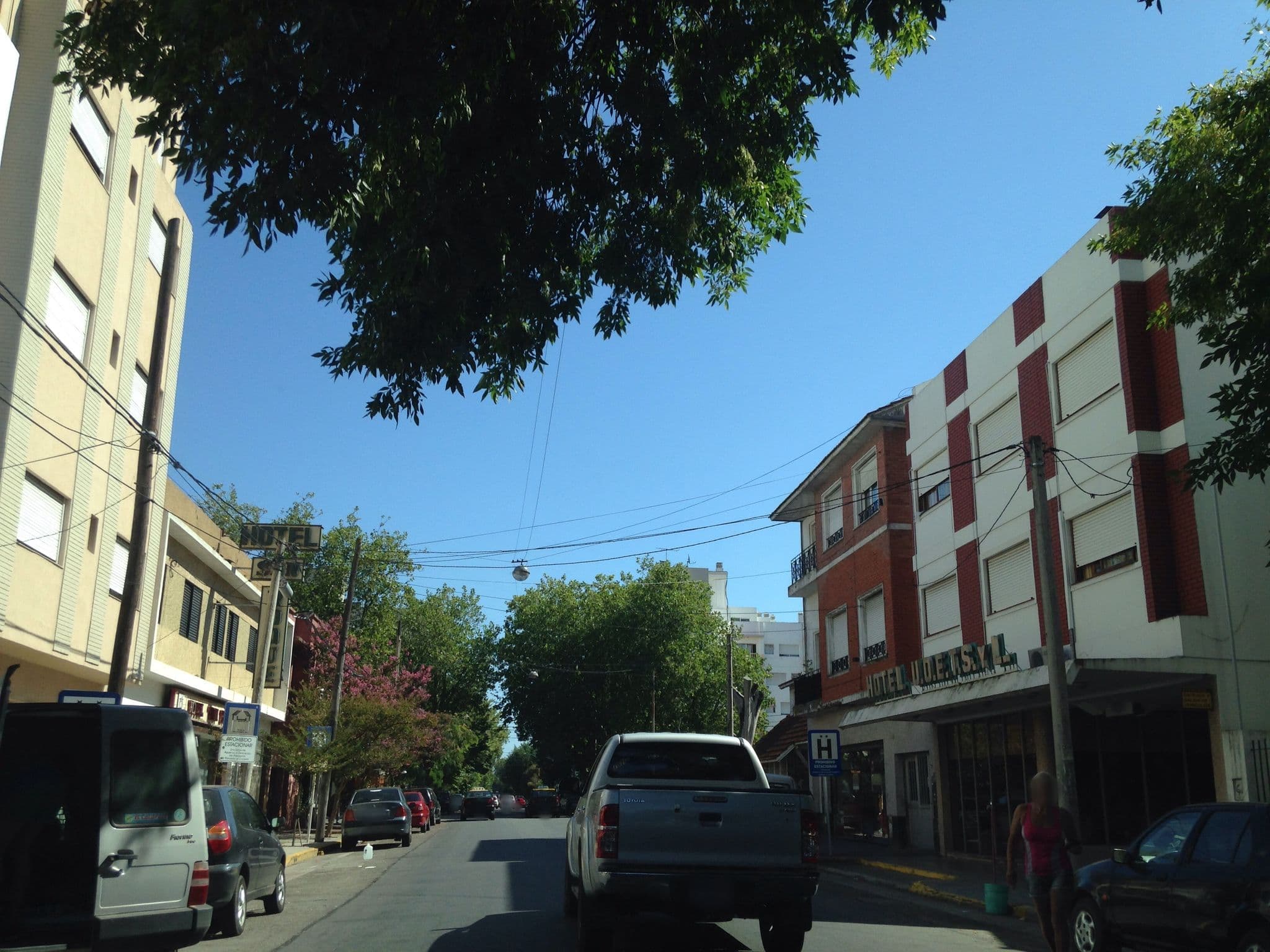 Street view near Hotel Ariston, Mar del Plata — © maryann (CC BY-SA · Mapillary)