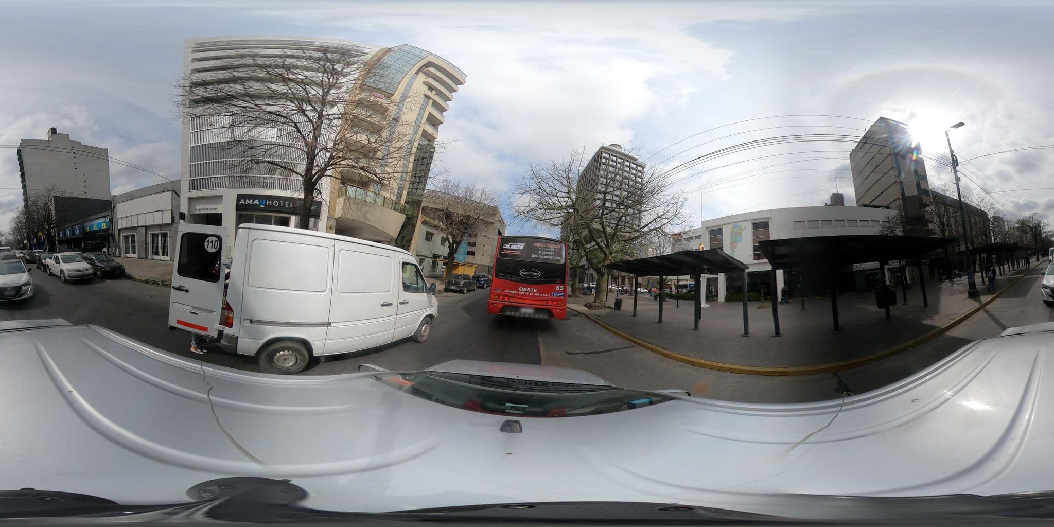 Street view near Hotel Amau, La Plata — © kaart_360 (CC BY-SA · Mapillary)