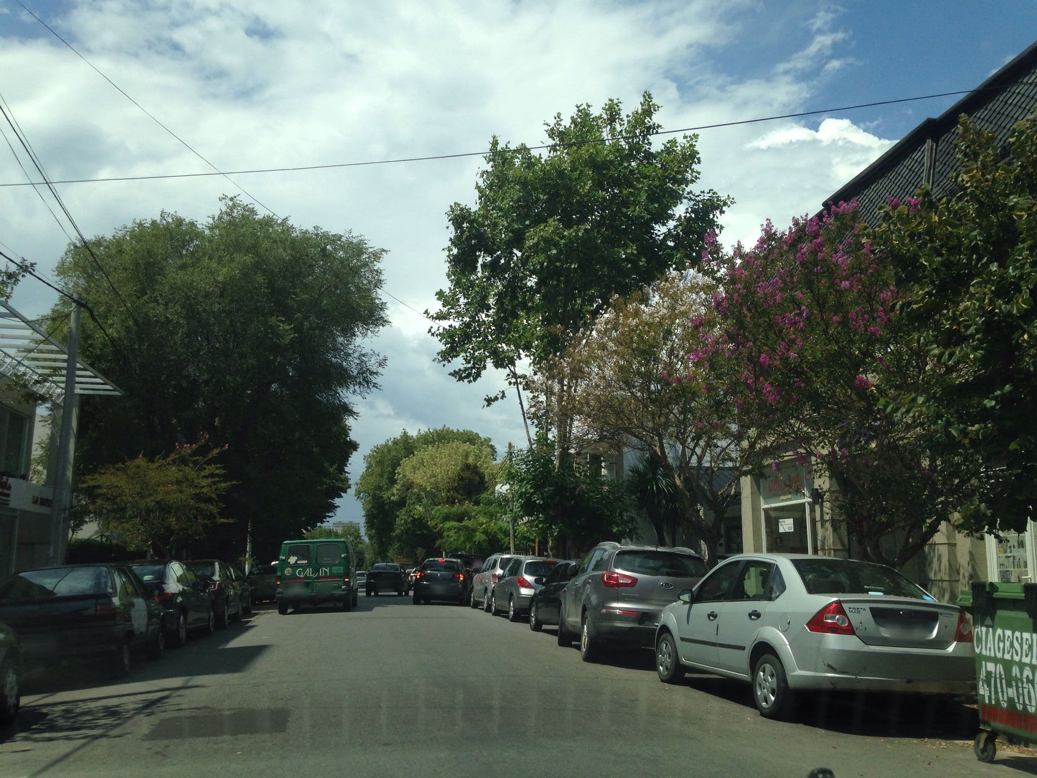 Street view near Hotel Cóndor, Mar del Plata — © maryann (CC BY-SA · Mapillary)