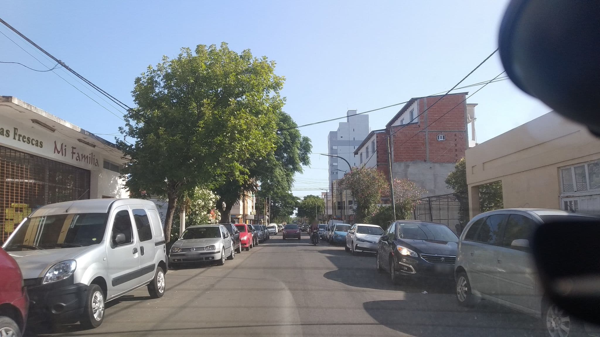 Street view near Aparte Hotel Mónaco, Santa Teresita — © nicfer (CC BY-SA · Mapillary)