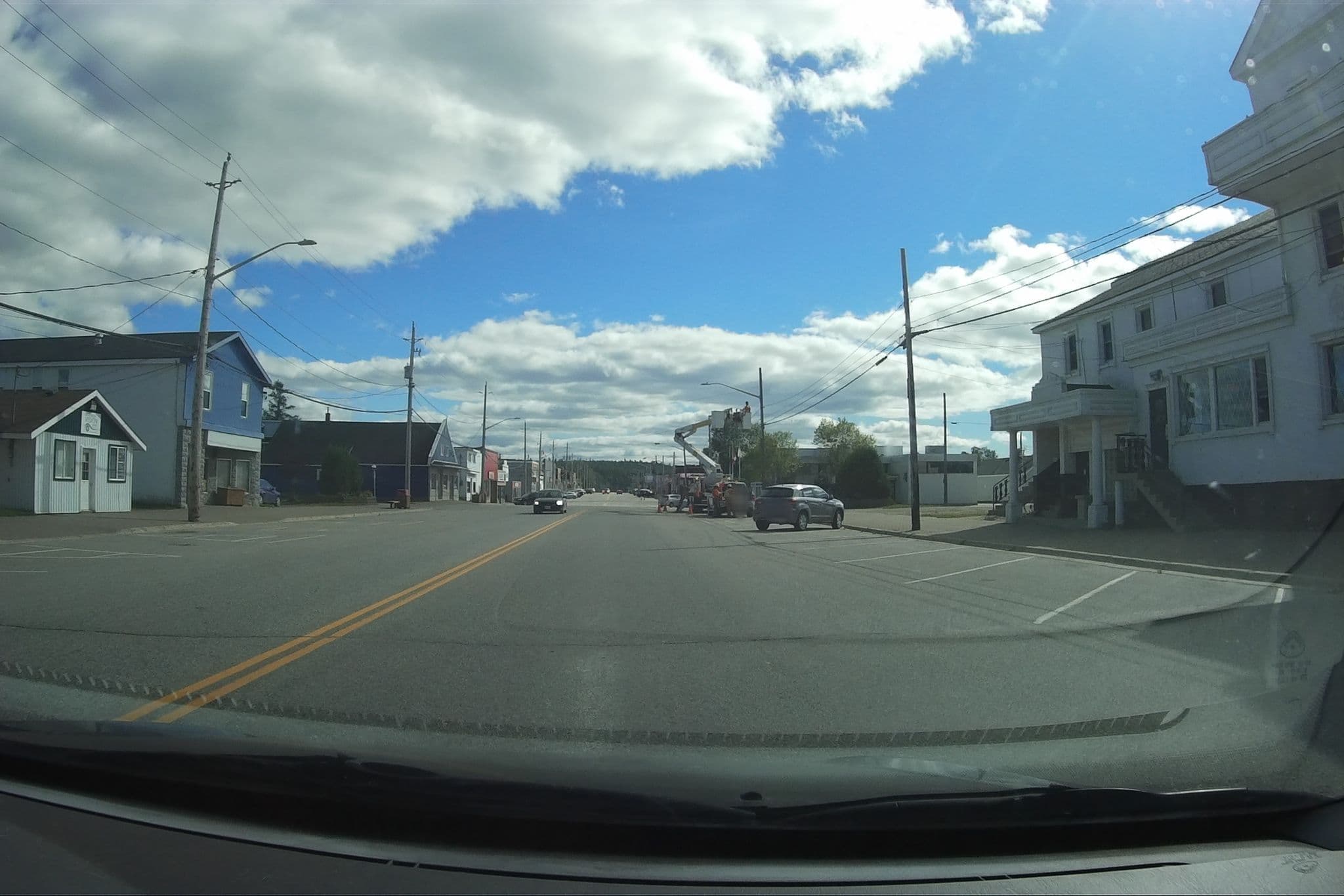 Street view near Lakeview Hotel, Wawa — © didymops (CC BY-SA · Mapillary)