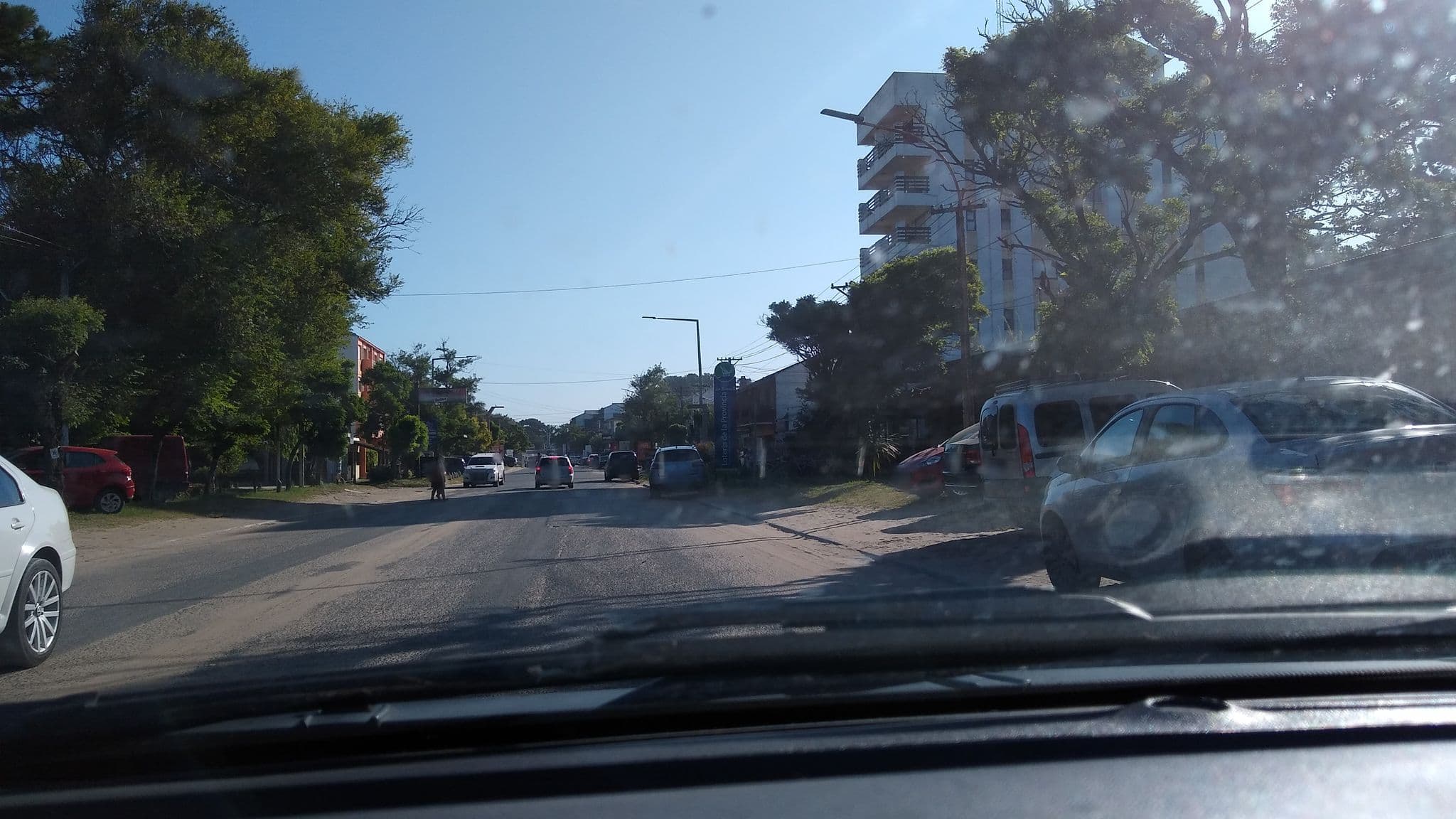 Street view near Hotel Neptuno, Villa Gesell — © lggadea (CC BY-SA · Mapillary)